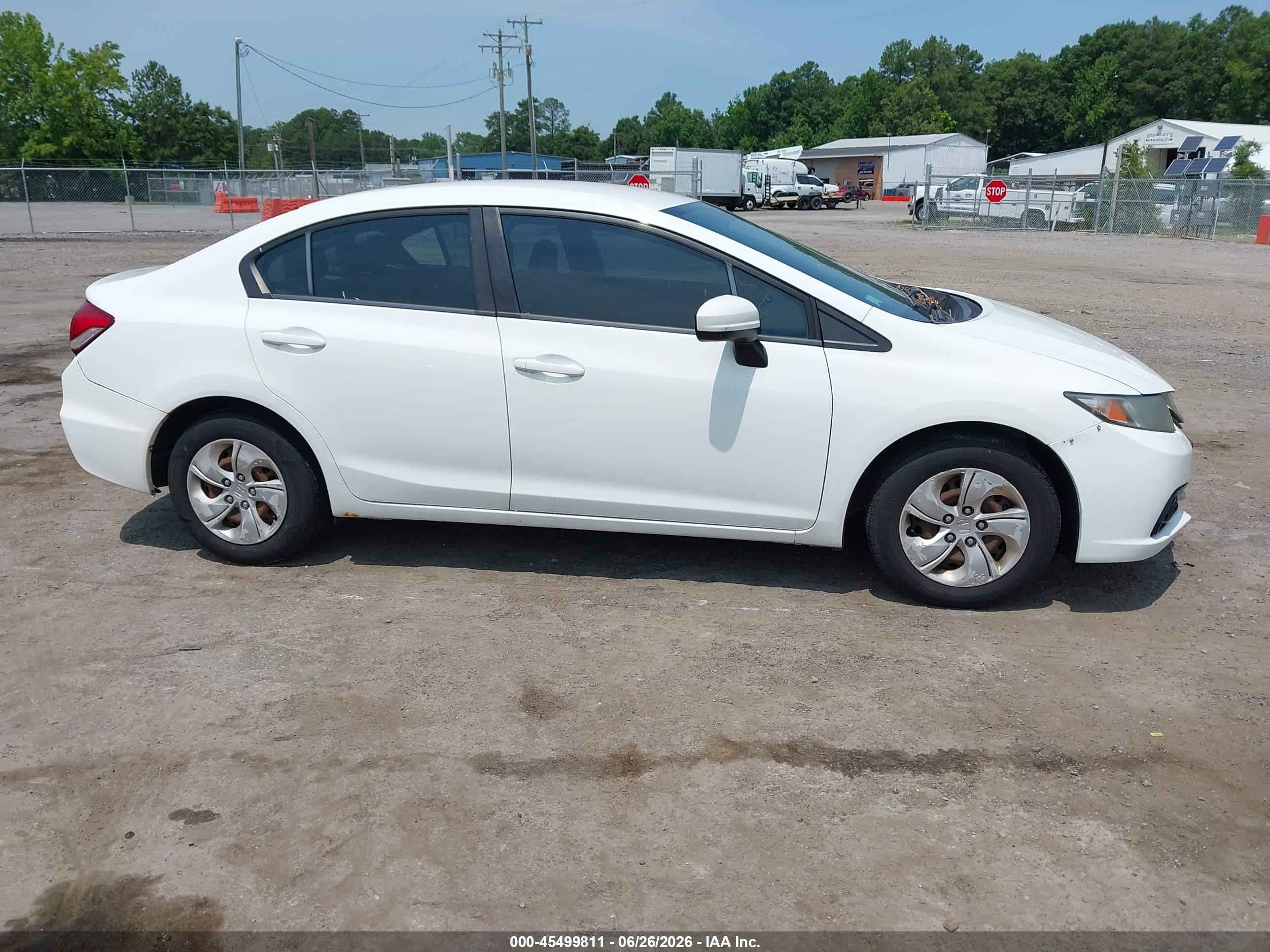 2015 Honda Civic Lx White vin: 19XFB2F53FE275851
