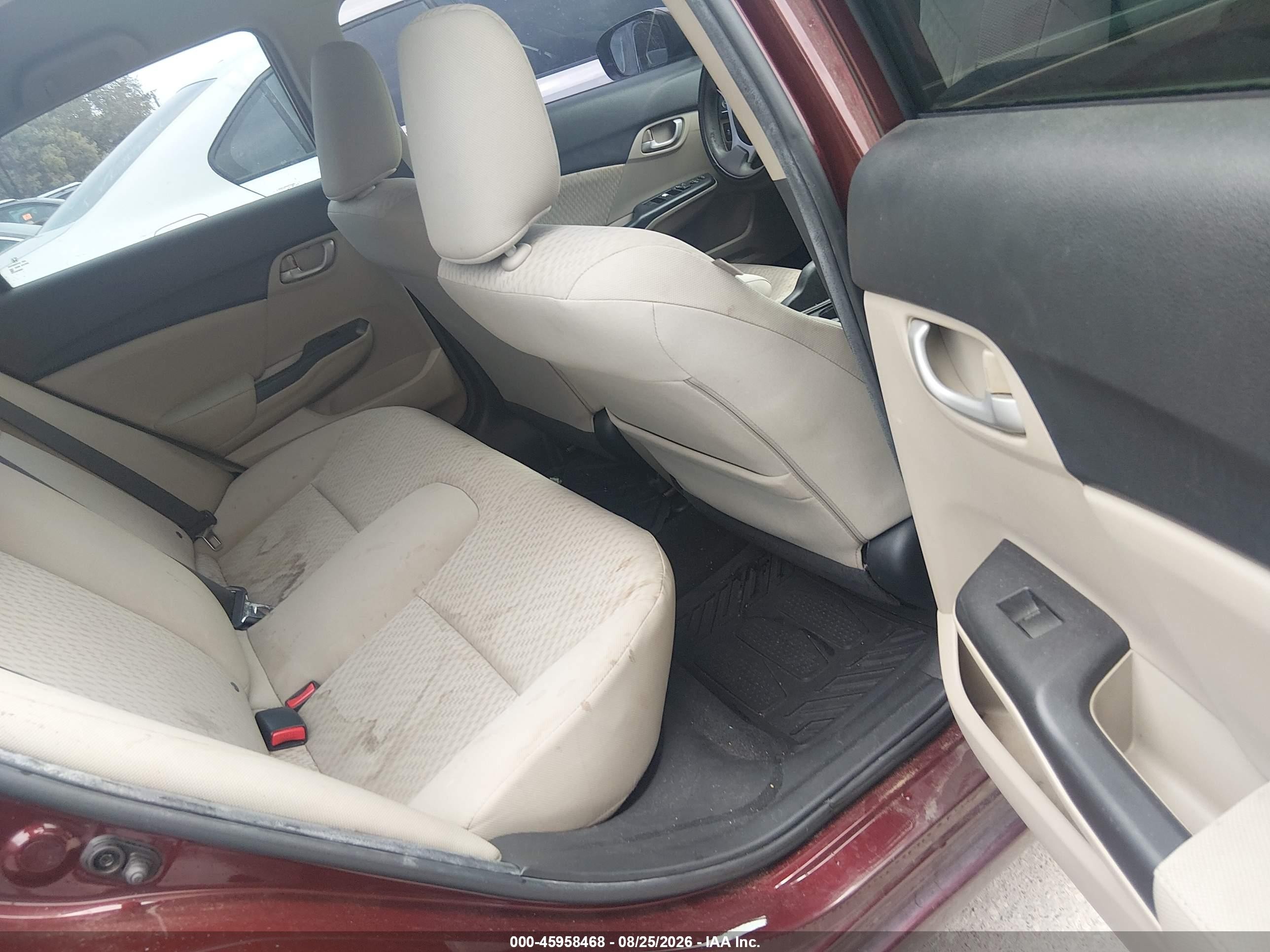 2015 Honda Civic Lx Burgundy vin: 19XFB2F53FE700744