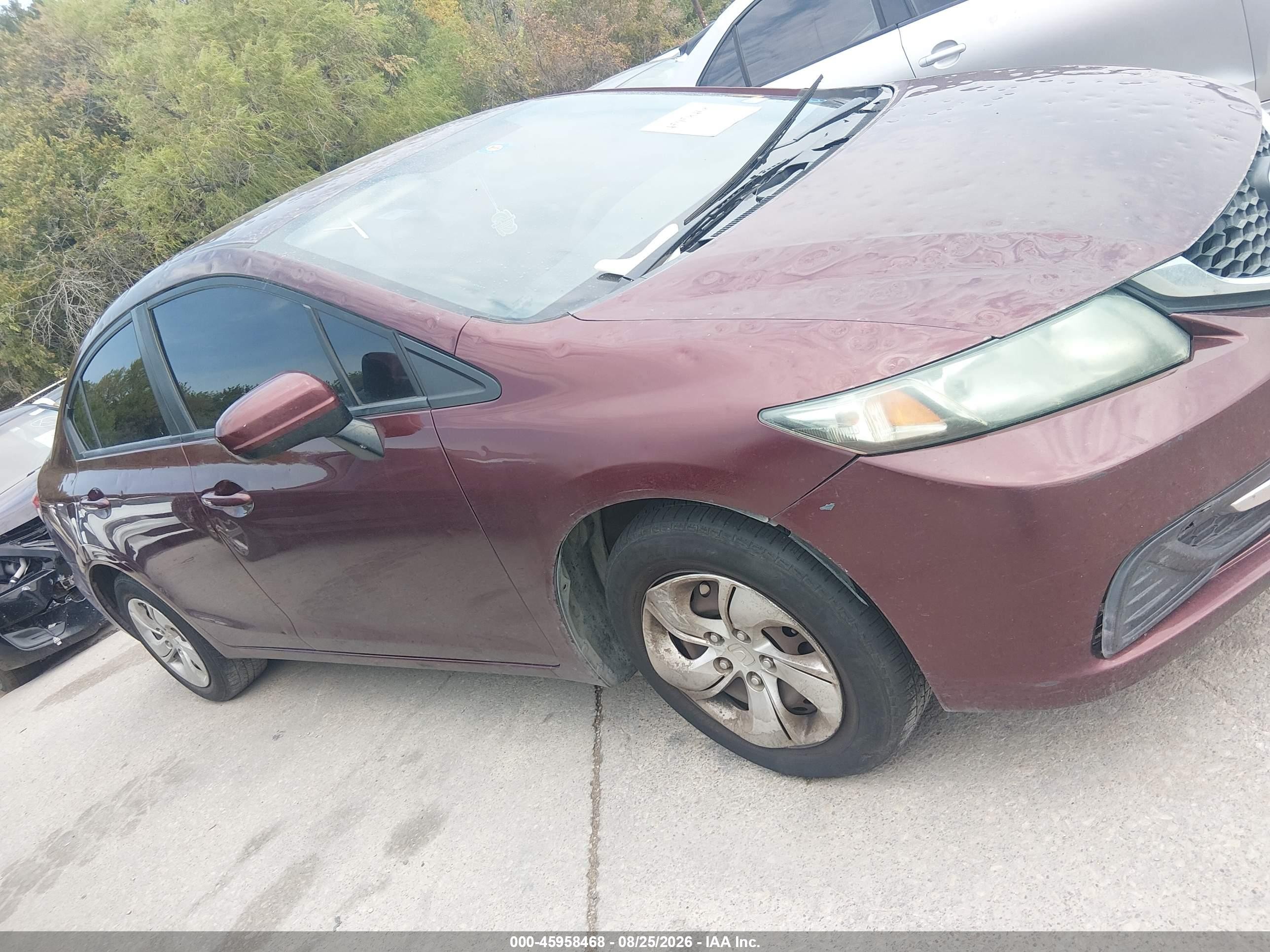 2015 Honda Civic Lx Burgundy vin: 19XFB2F53FE700744