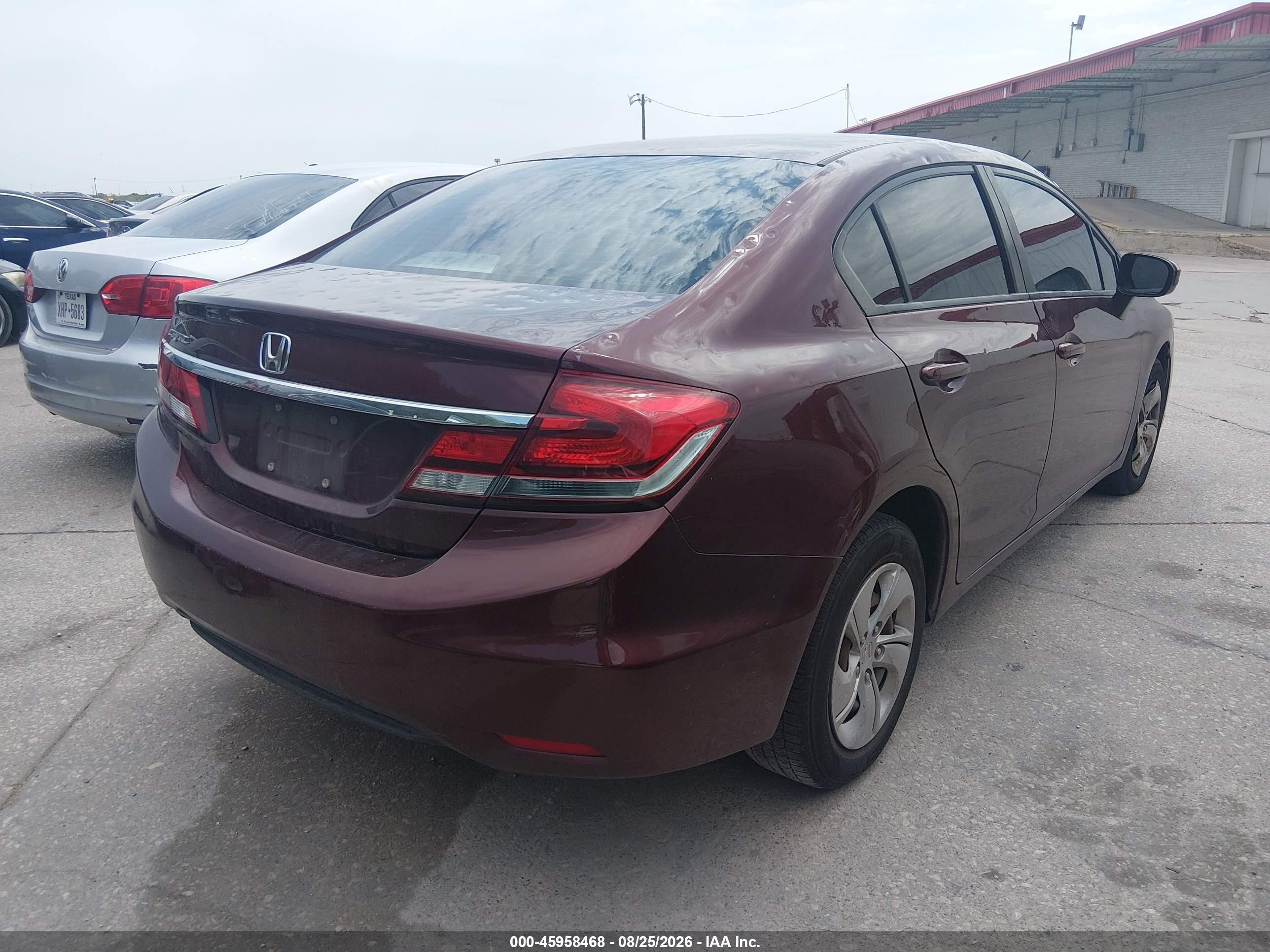 2015 Honda Civic Lx Burgundy vin: 19XFB2F53FE700744