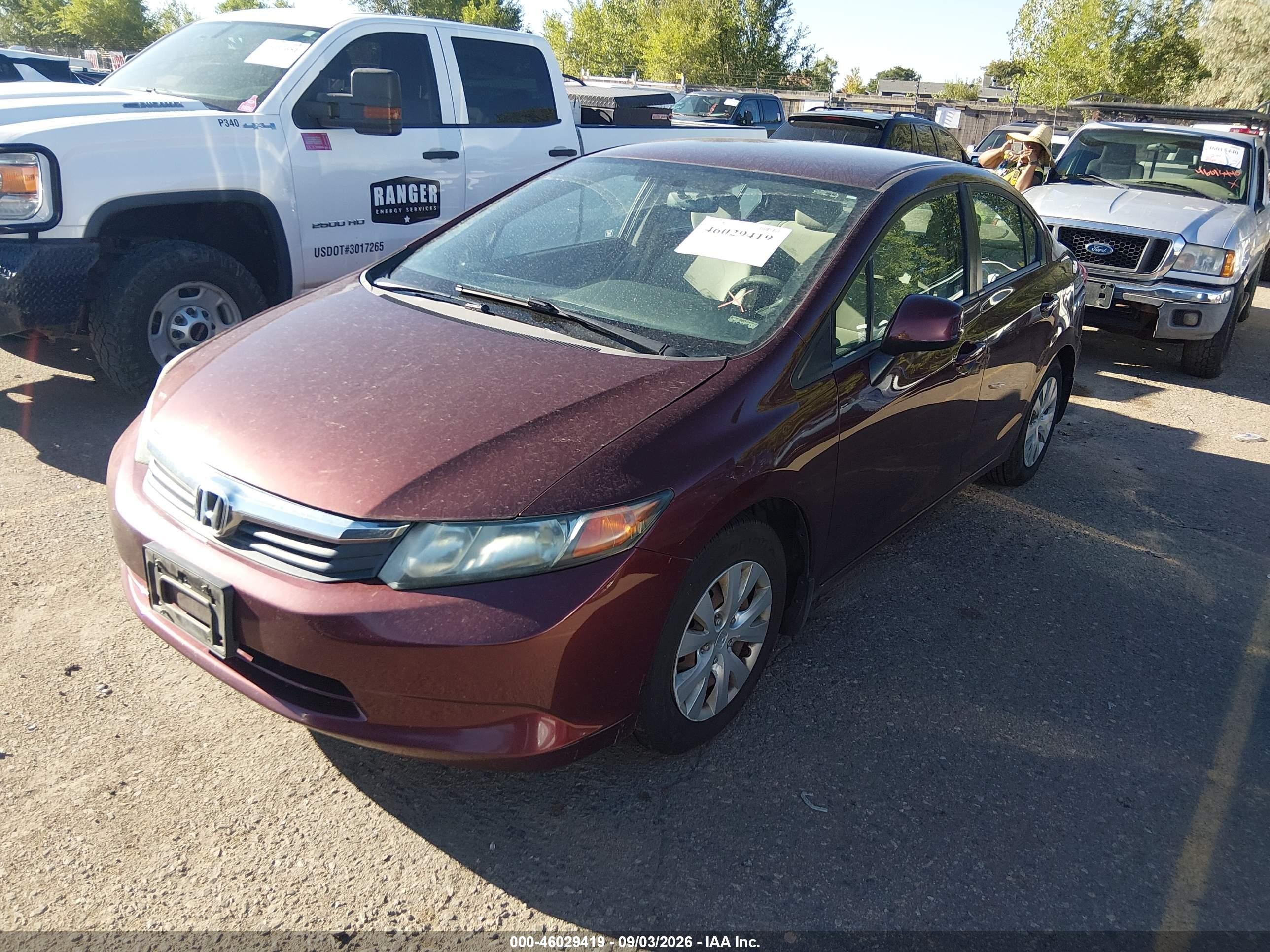 2012 Honda Civic Lx Красный vin: 19XFB2F54CE055842