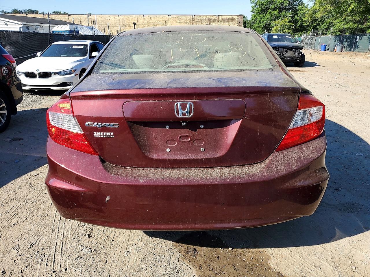 2012 Honda Civic Lx Burgundy vin: 19XFB2F54CE061737