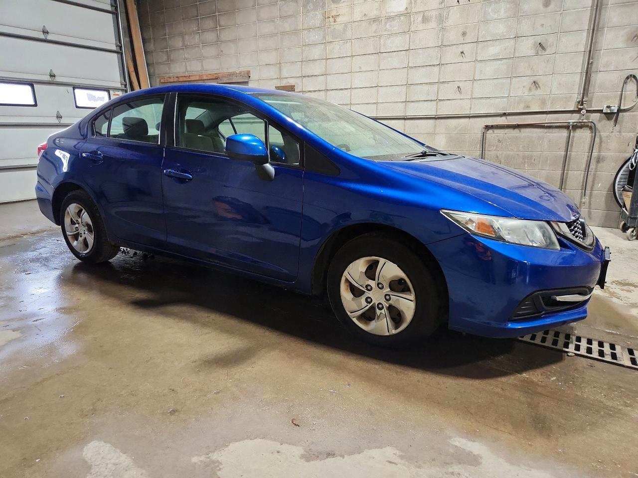 2013 Honda Civic Lx Blue vin: 19XFB2F54DE013558