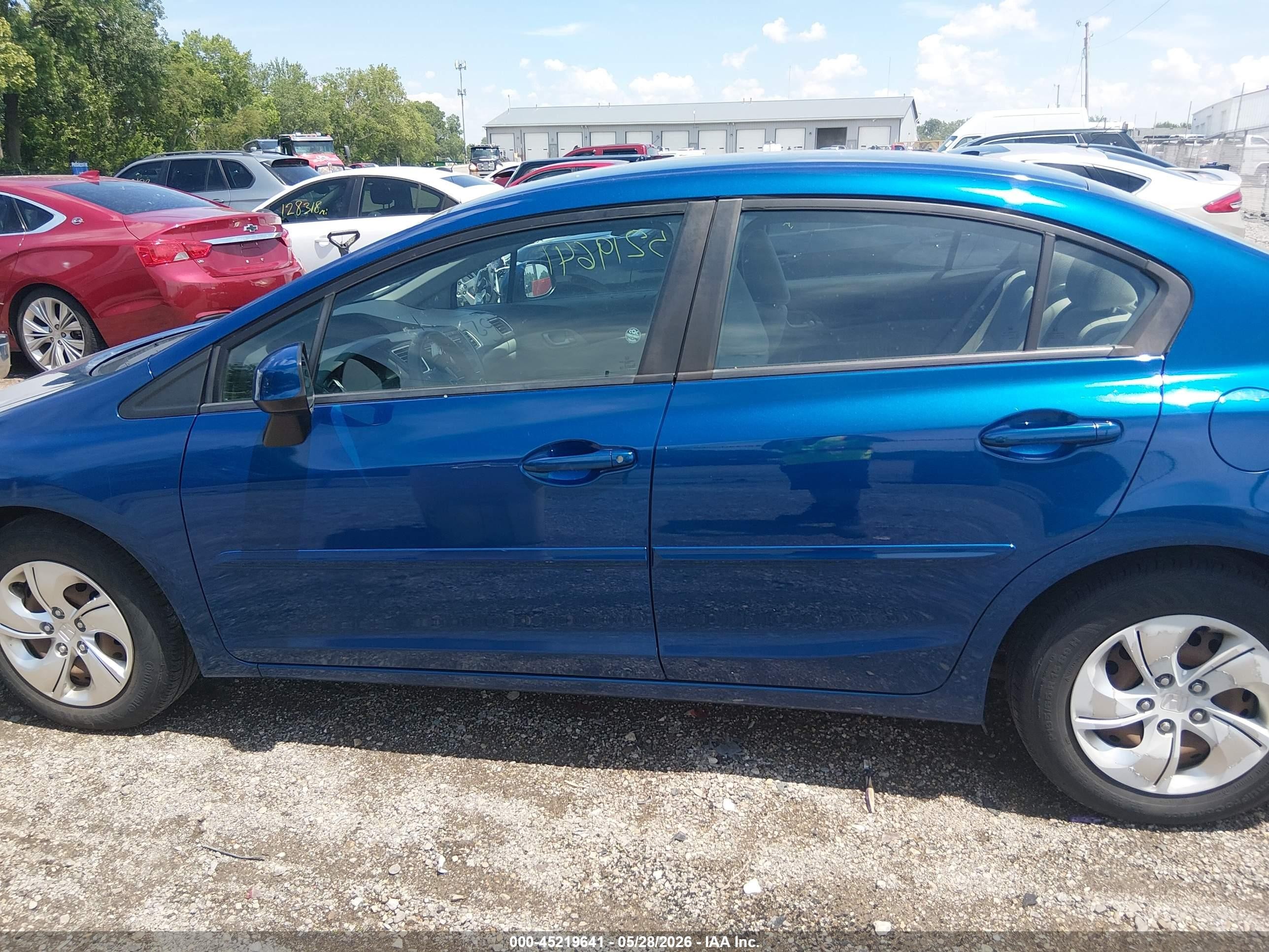 2013 Honda Civic Lx Blue vin: 19XFB2F54DE064168