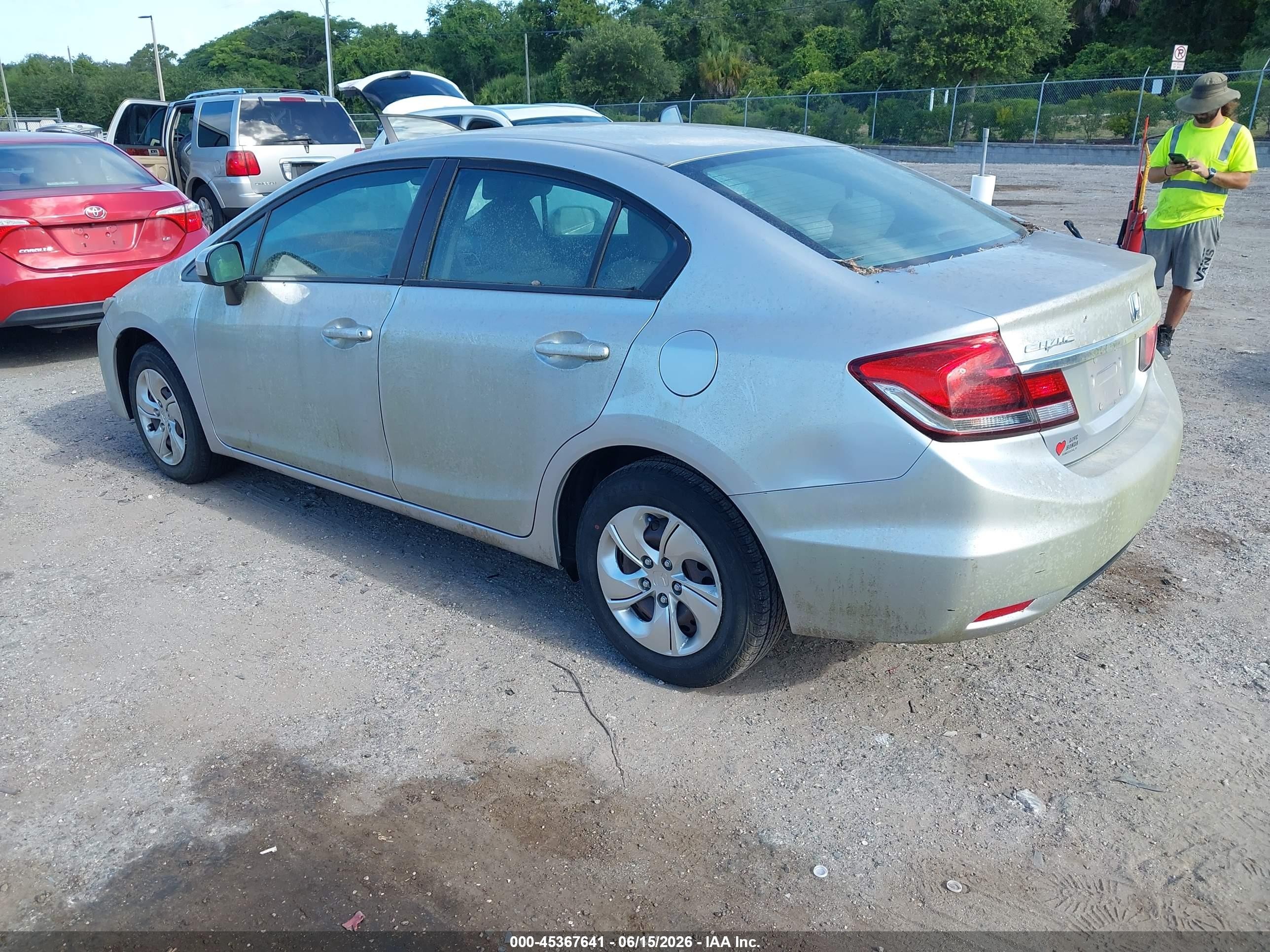 2014 Honda Civic Lx Серебряный vin: 19XFB2F54EE018941