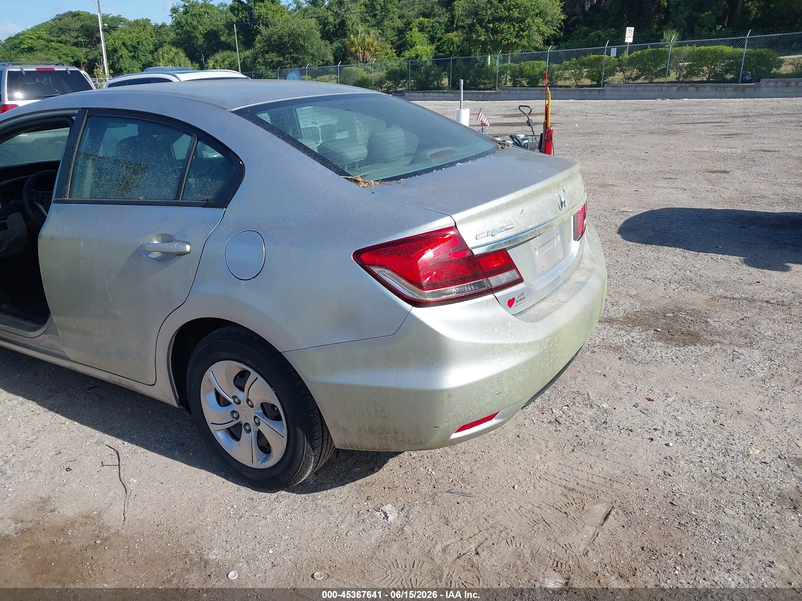 2014 Honda Civic Lx Серебряный vin: 19XFB2F54EE018941