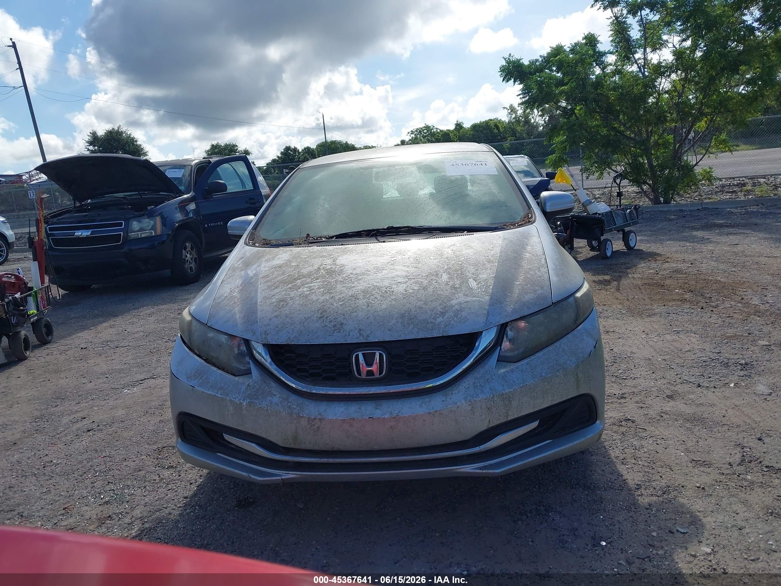 2014 Honda Civic Lx Серебряный vin: 19XFB2F54EE018941