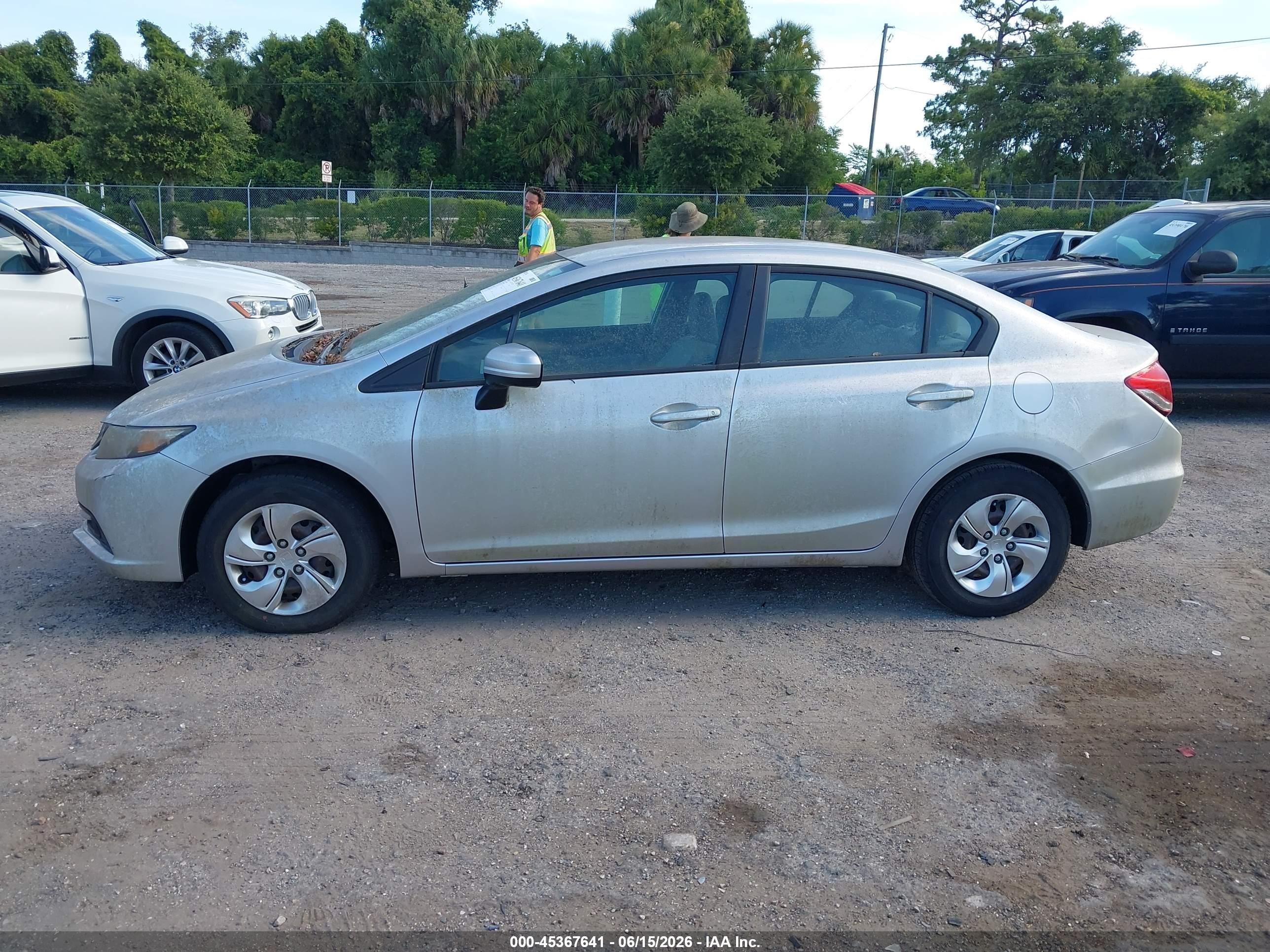 2014 Honda Civic Lx Серебряный vin: 19XFB2F54EE018941