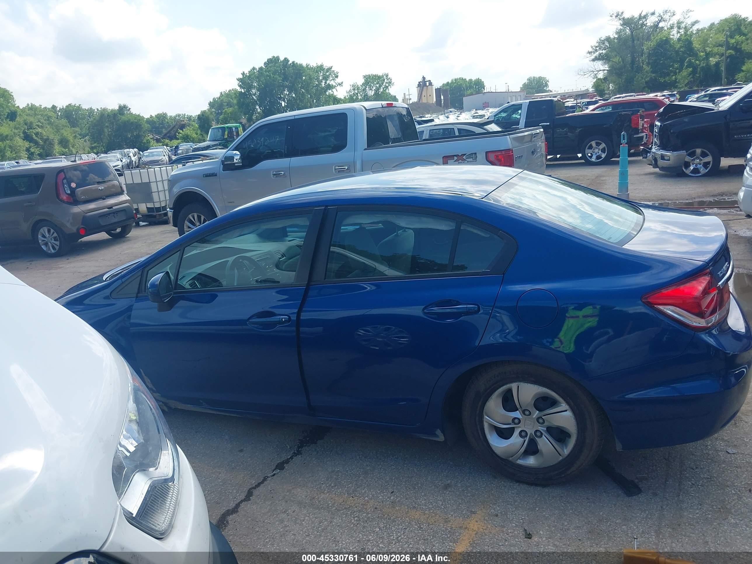 2014 Honda Civic Lx Blue vin: 19XFB2F54EE021239