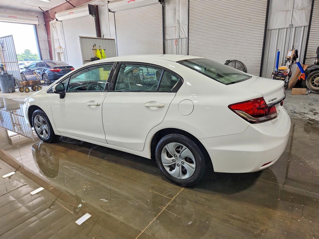 2015 Honda Civic Lx White vin: 19XFB2F54FE092443