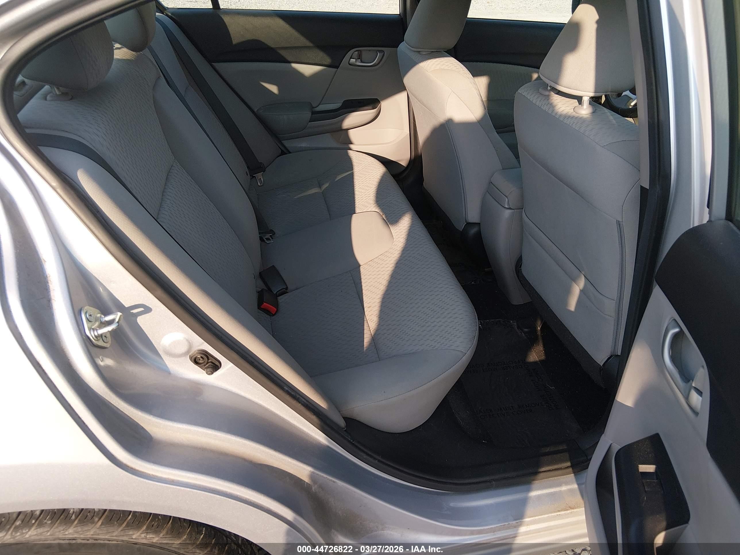 2015 Honda Civic Lx Silver vin: 19XFB2F54FE101738