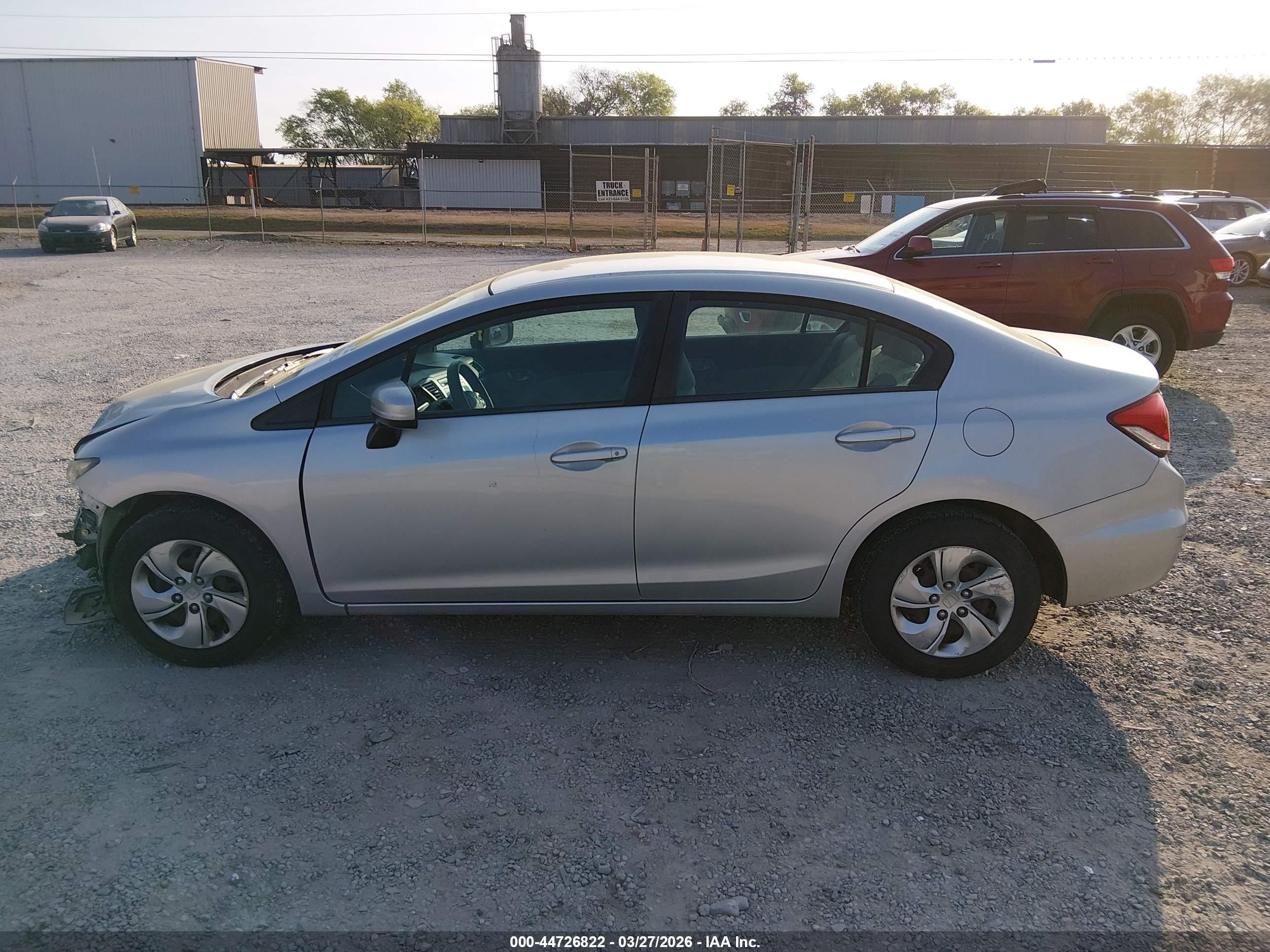 2015 Honda Civic Lx Silver vin: 19XFB2F54FE101738