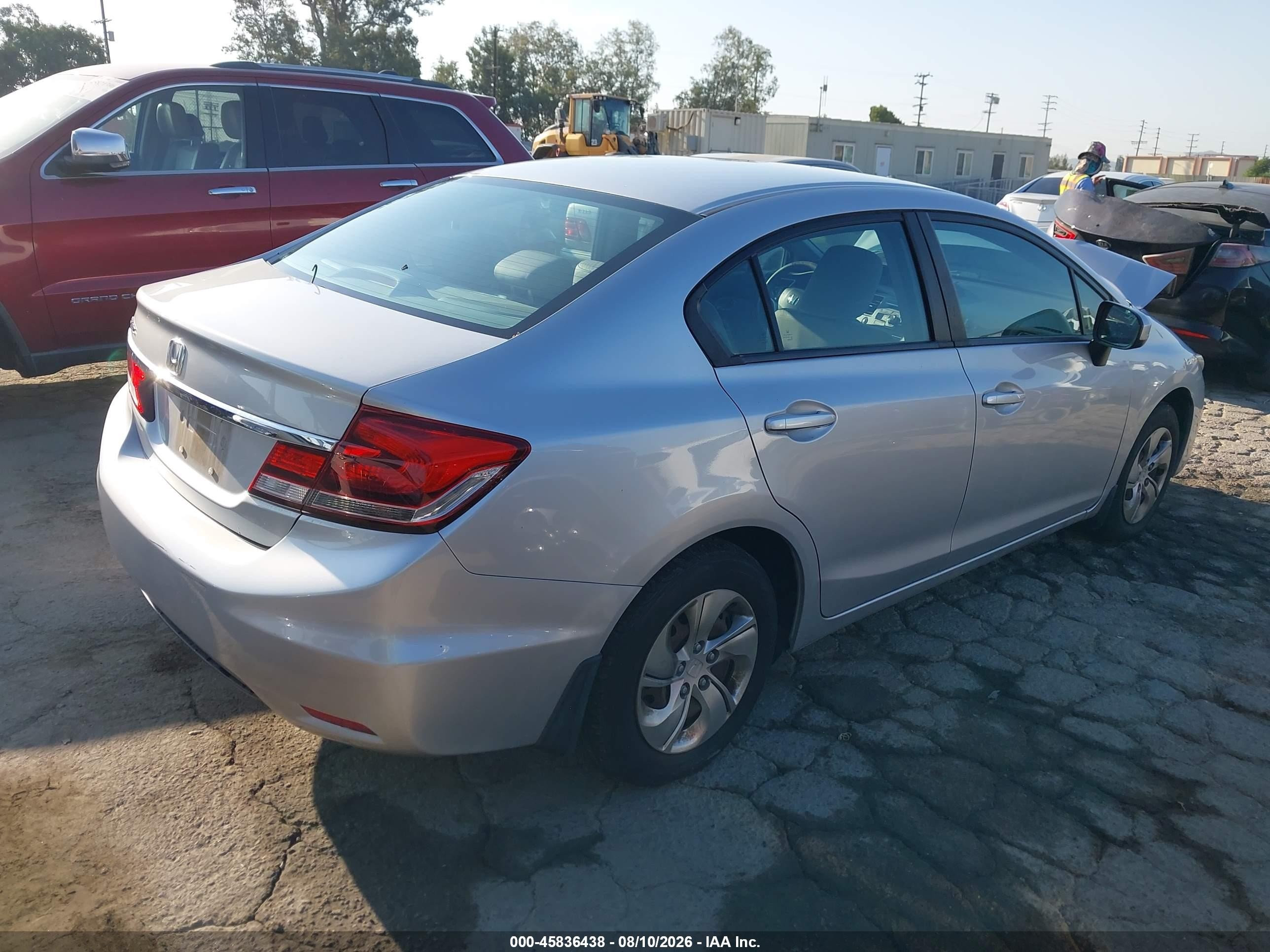 2015 Honda Civic Lx Серебряный vin: 19XFB2F54FE213827