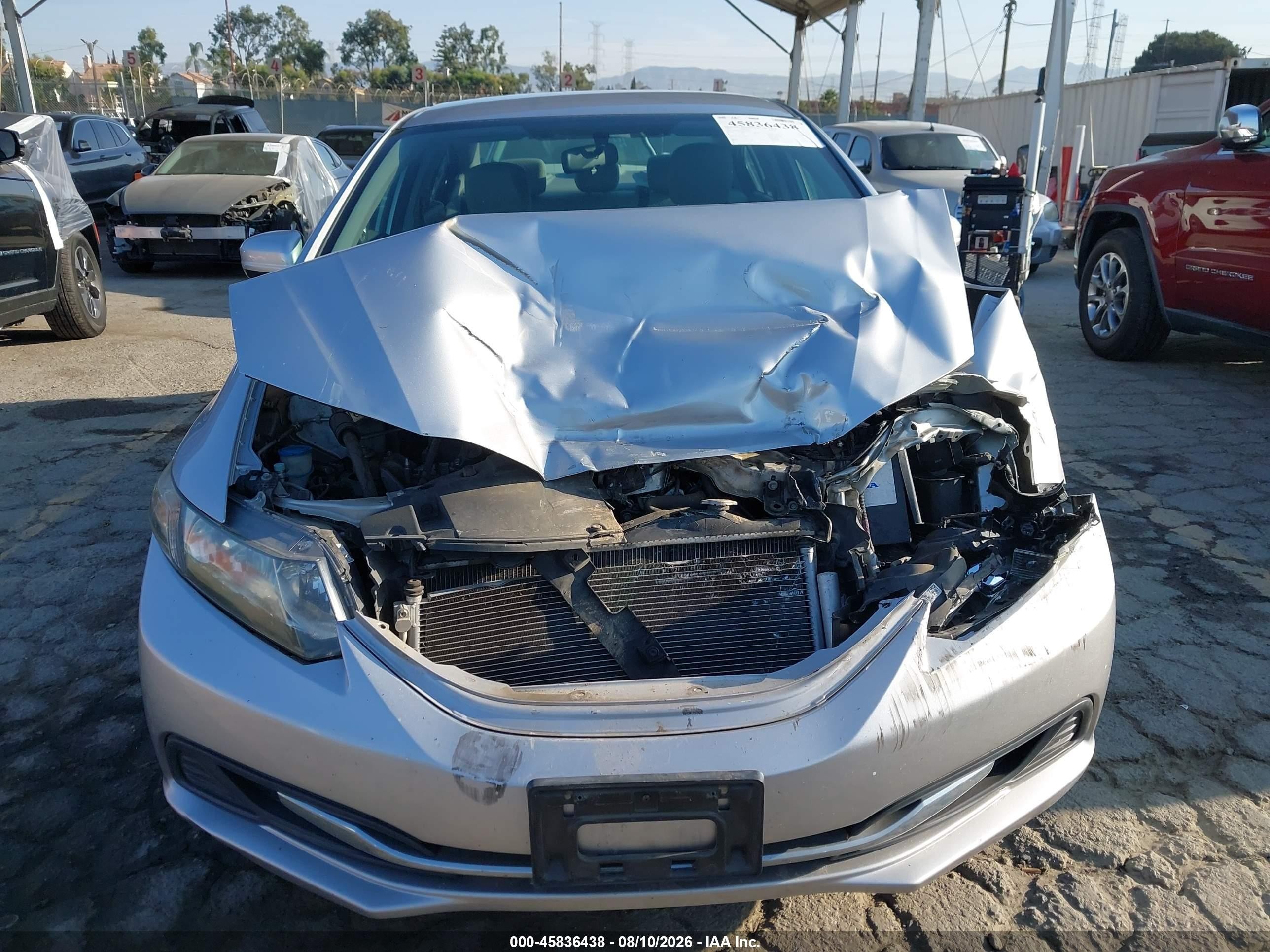 2015 Honda Civic Lx Серебряный vin: 19XFB2F54FE213827