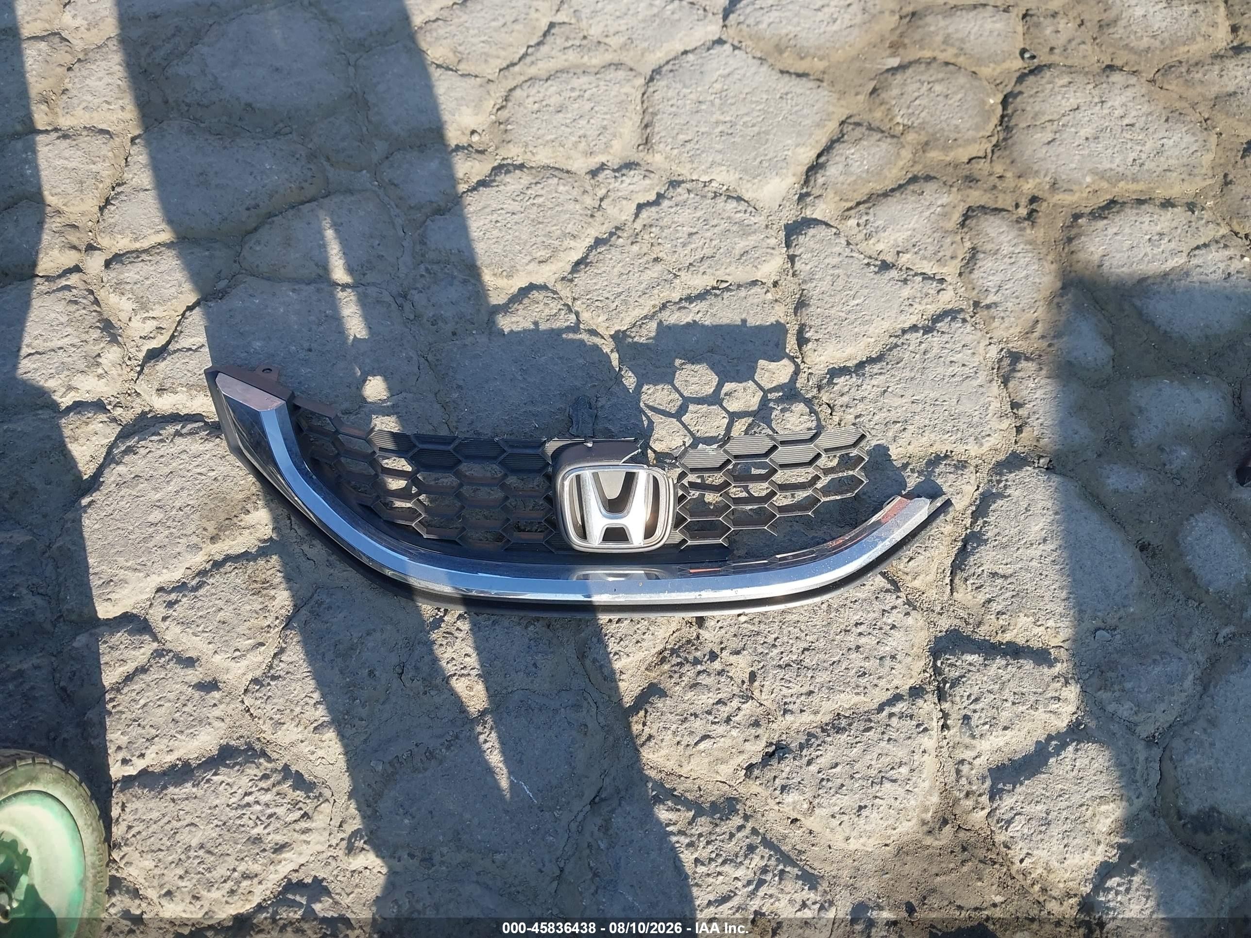 2015 Honda Civic Lx Серебряный vin: 19XFB2F54FE213827