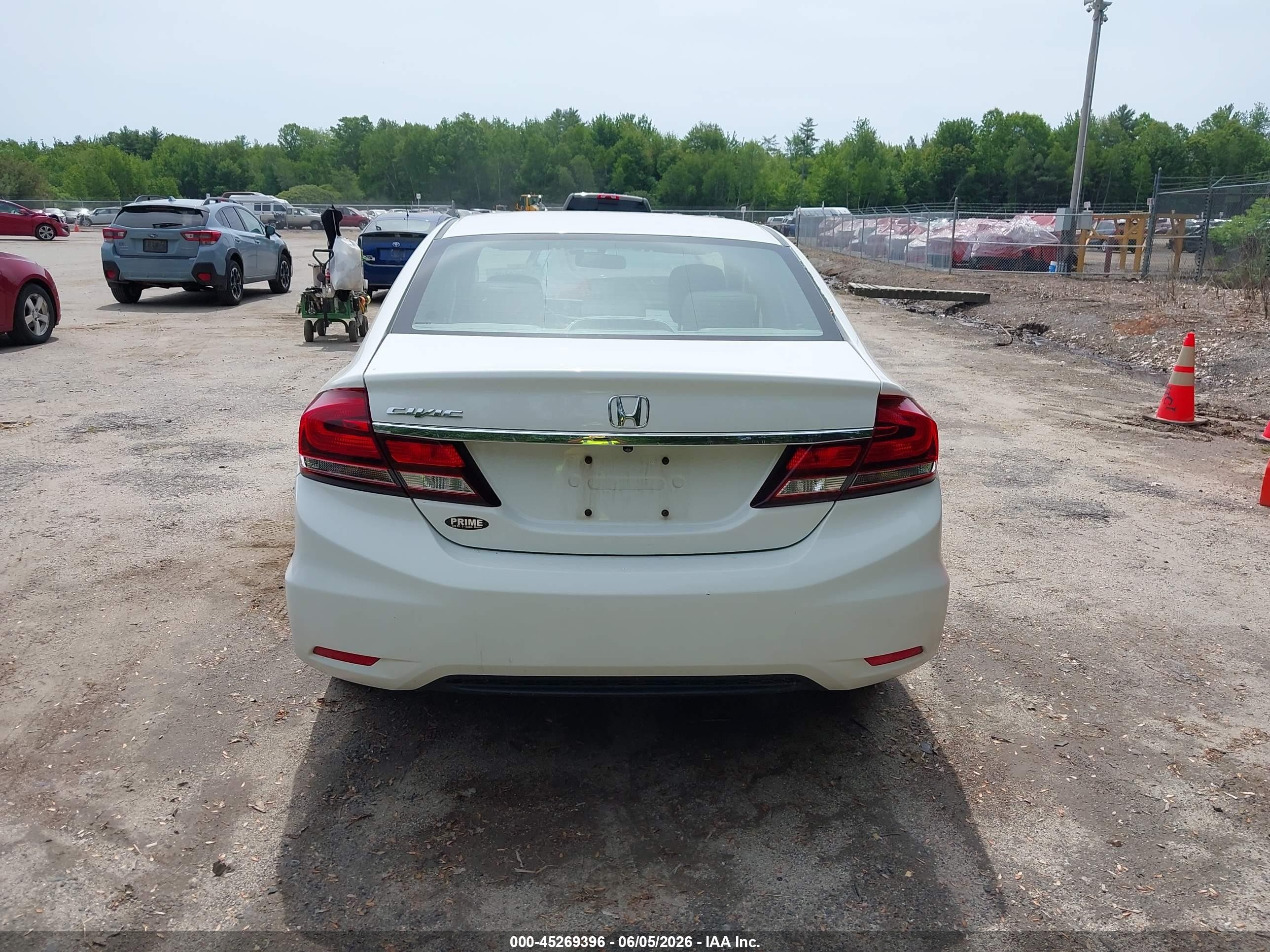 2015 Honda Civic Lx White vin: 19XFB2F54FE221409