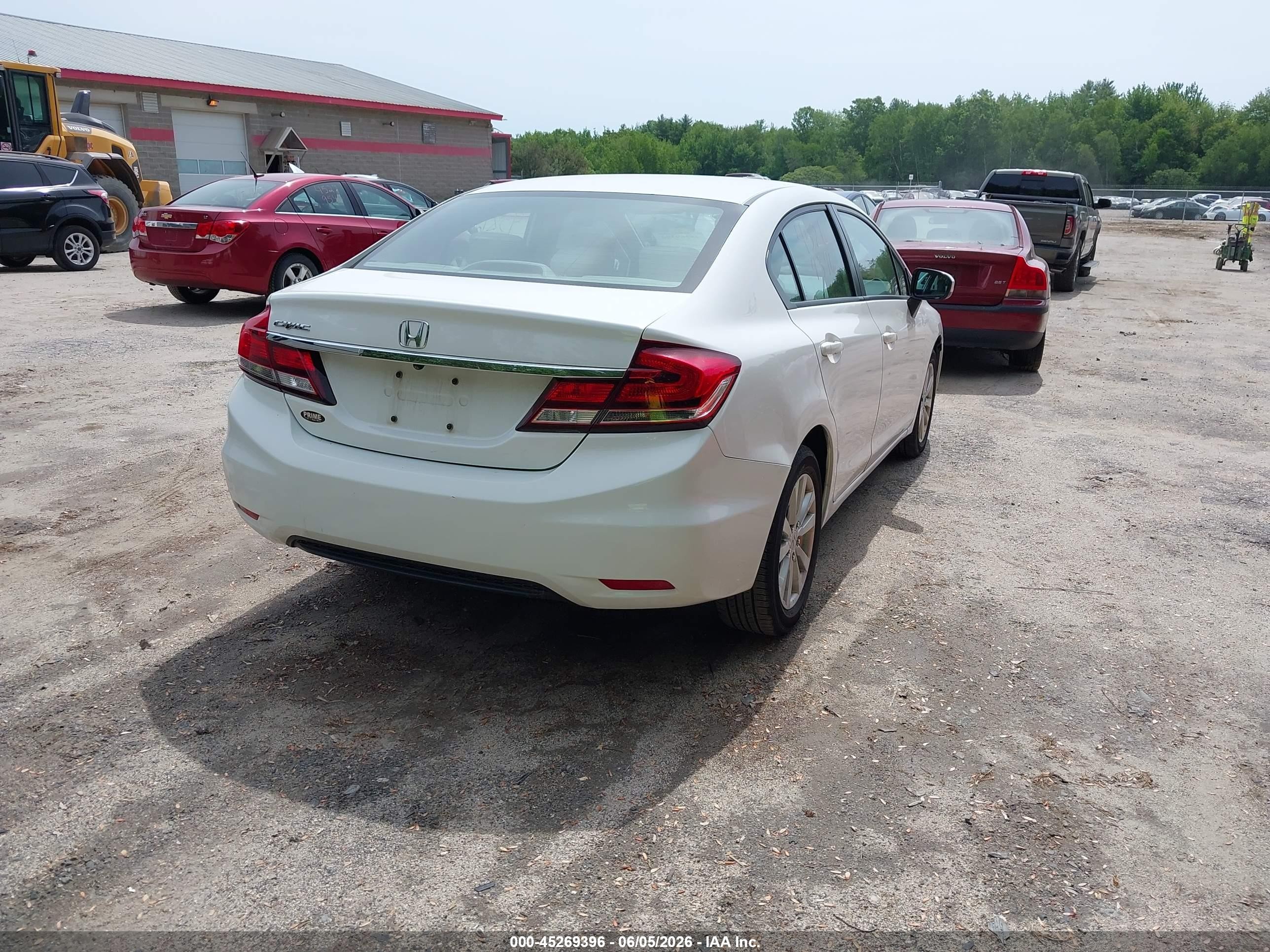 2015 Honda Civic Lx White vin: 19XFB2F54FE221409