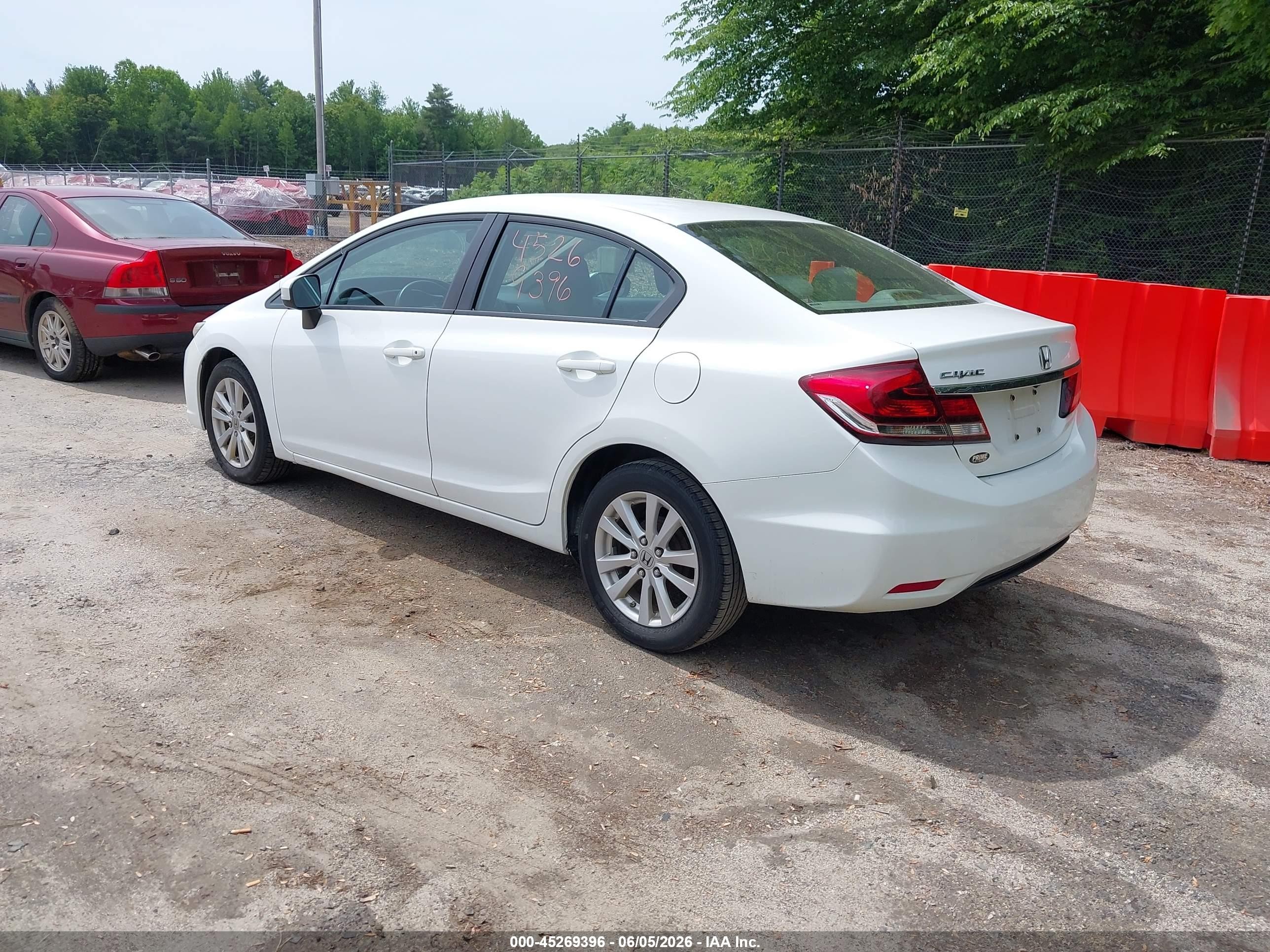 2015 Honda Civic Lx White vin: 19XFB2F54FE221409