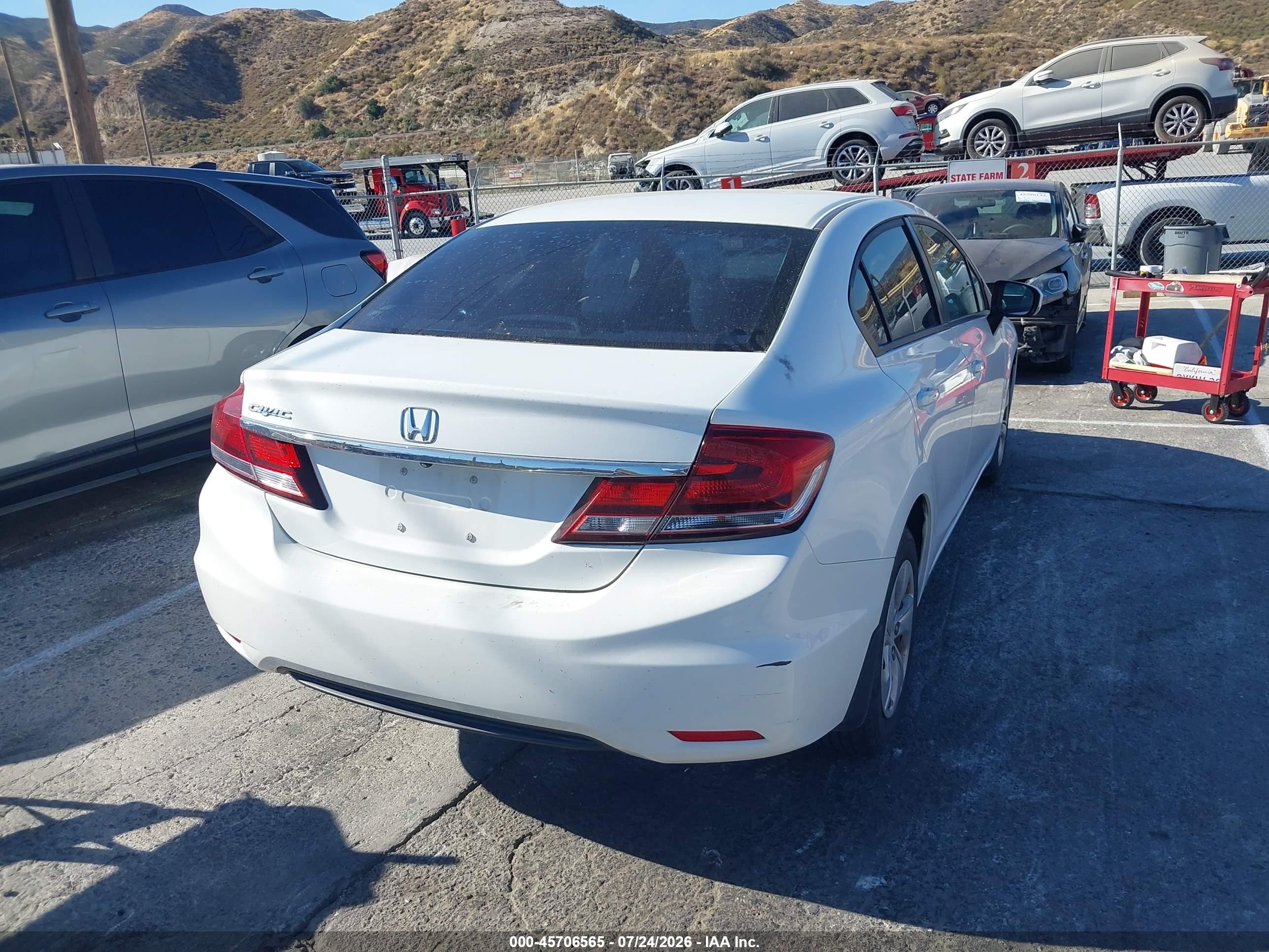 2015 Honda Civic Lx Белый vin: 19XFB2F54FE287930
