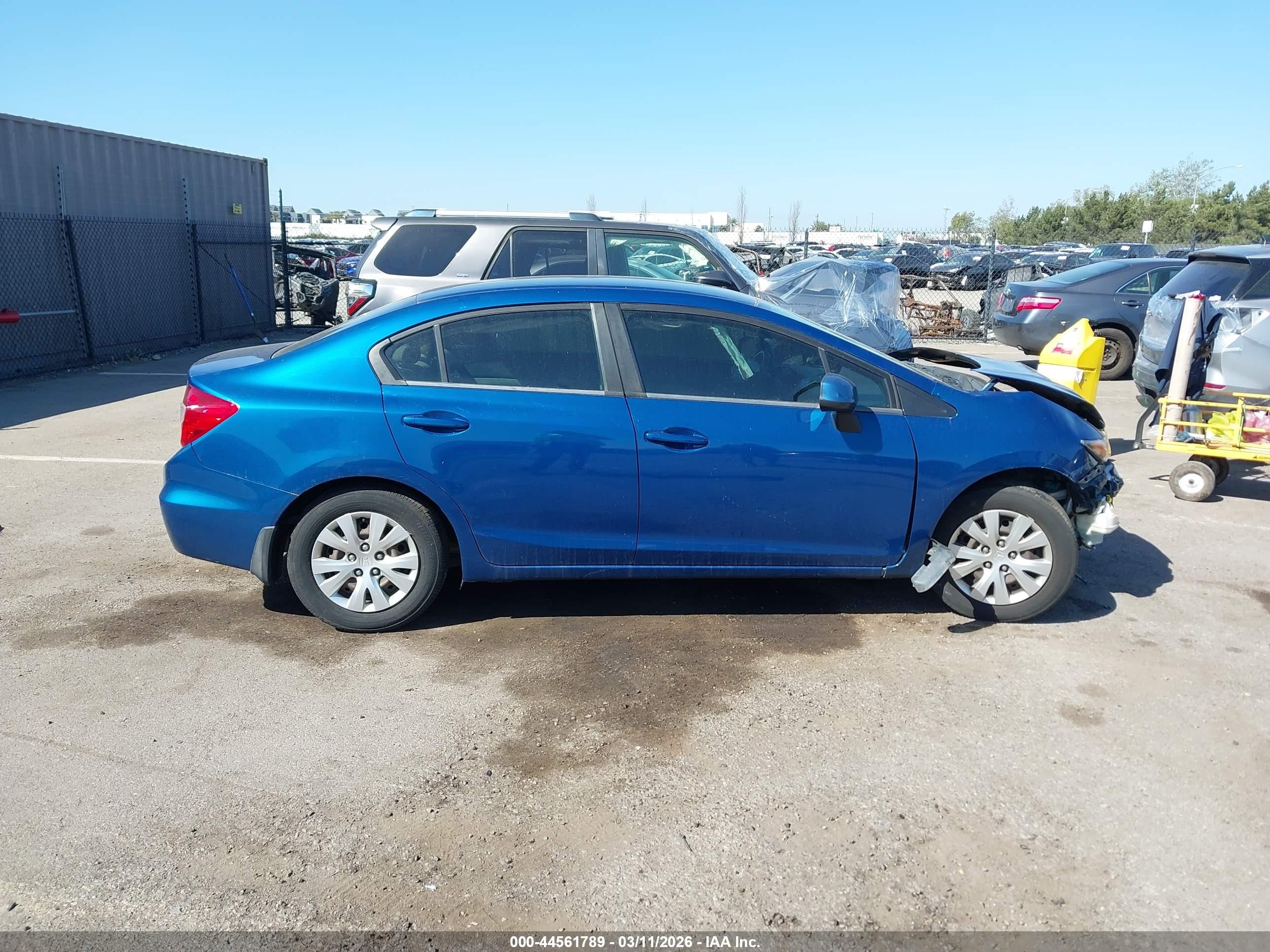 2012 Honda Civic Lx Blue vin: 19XFB2F55CE031730