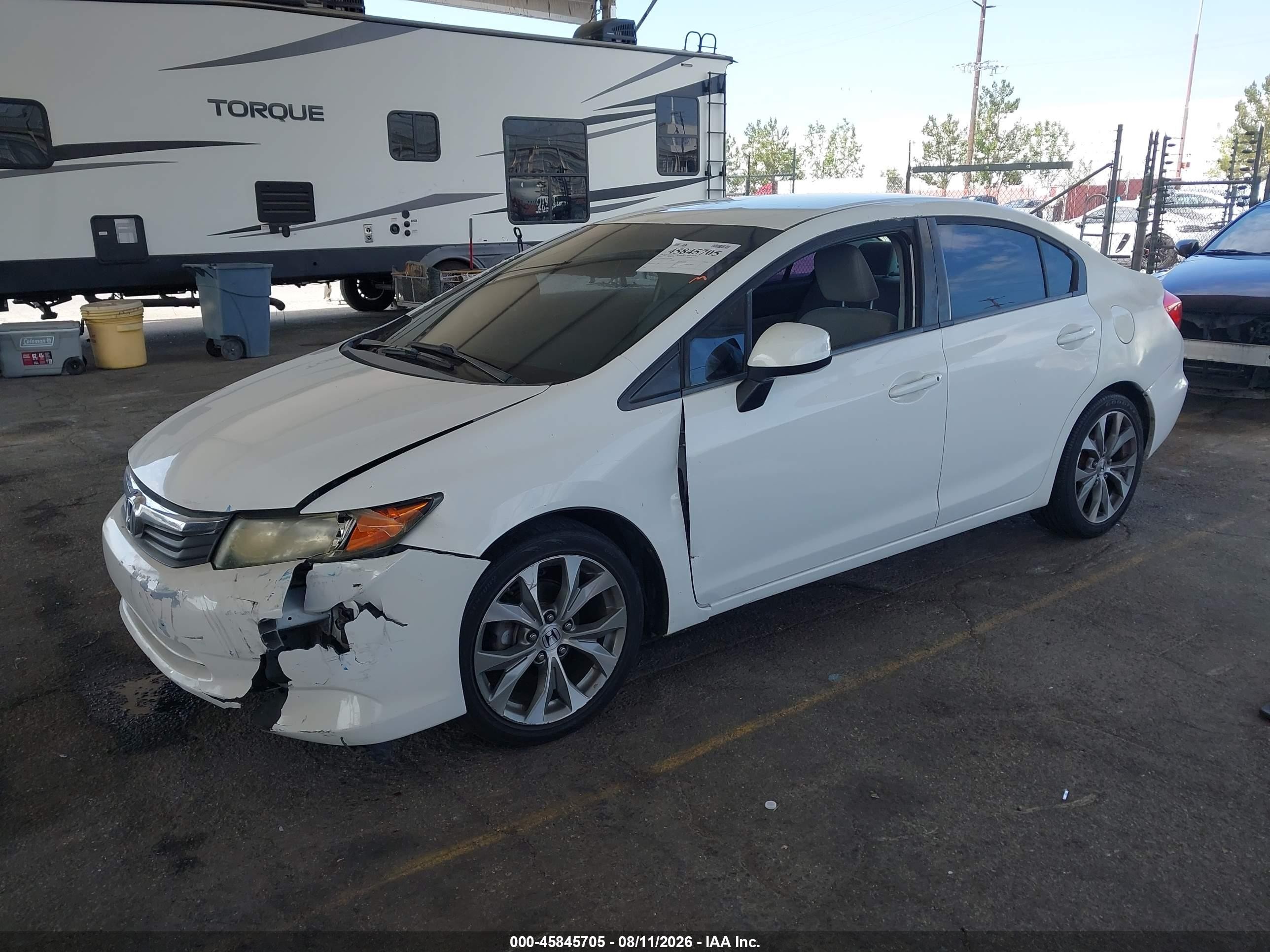 2012 Honda Civic Lx Белый vin: 19XFB2F55CE057261