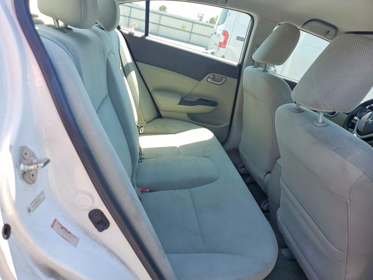 2012 Honda Civic Lx Белый vin: 19XFB2F55CE058104