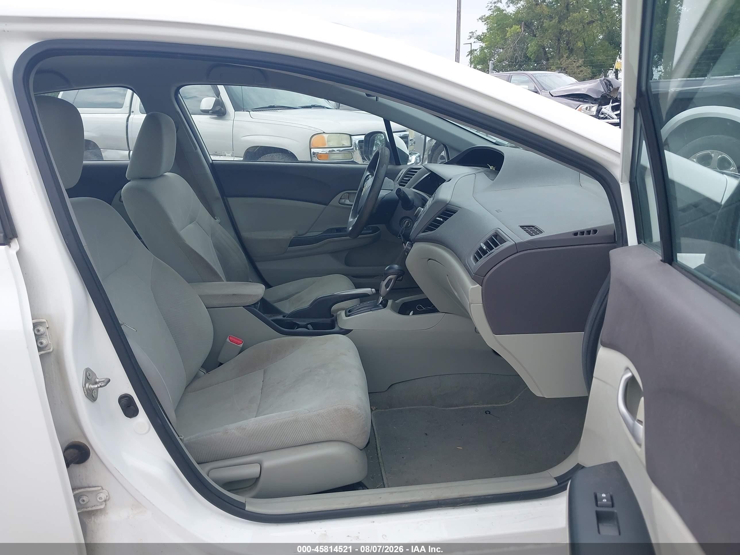 2012 Honda Civic Lx White vin: 19XFB2F55CE060824