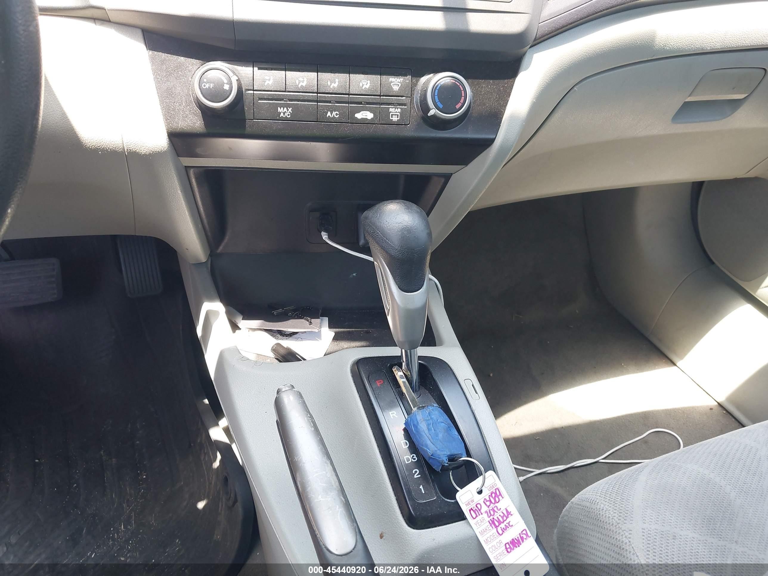 2012 Honda Civic Lx White vin: 19XFB2F55CE333955