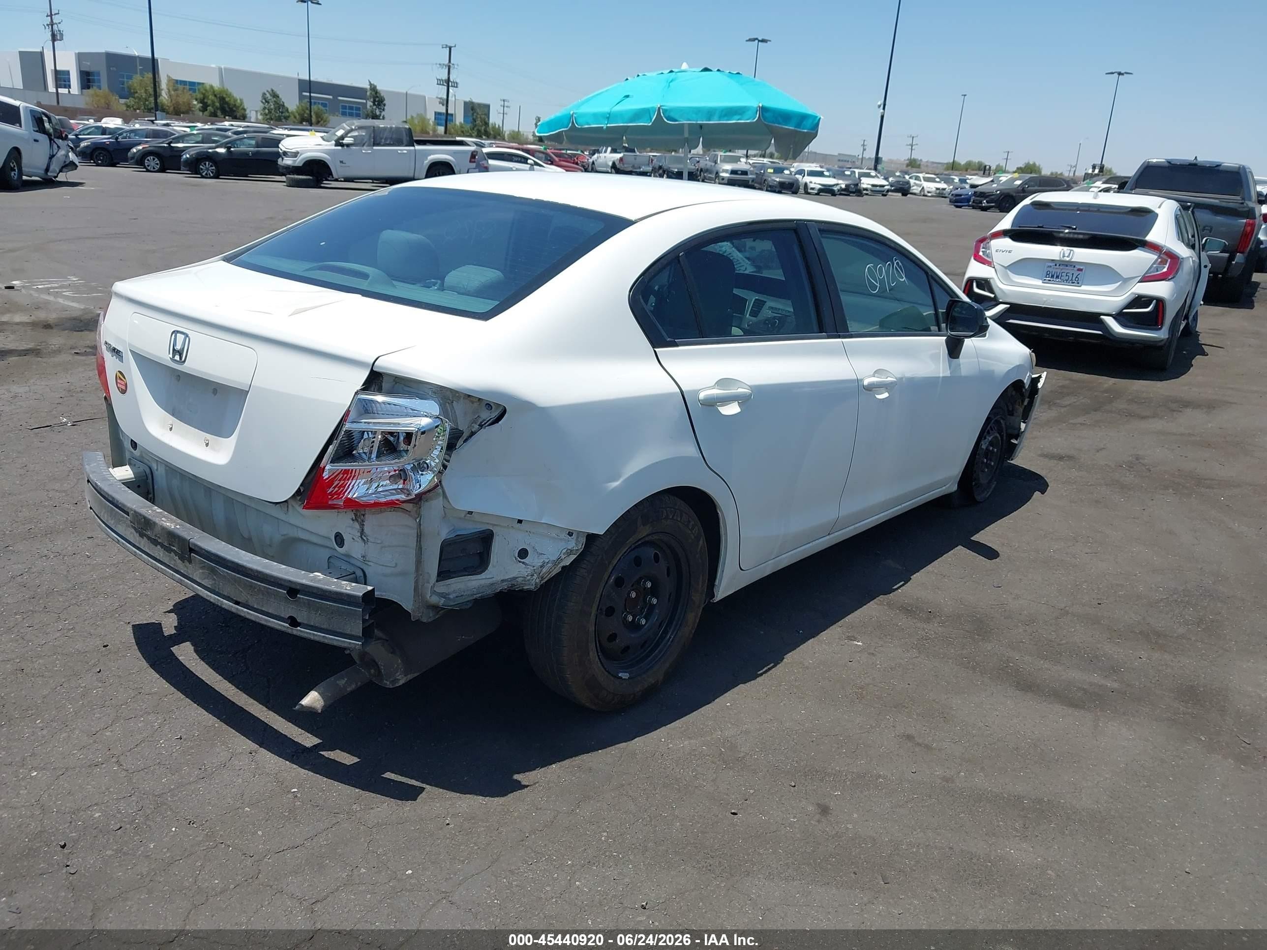 2012 Honda Civic Lx White vin: 19XFB2F55CE333955