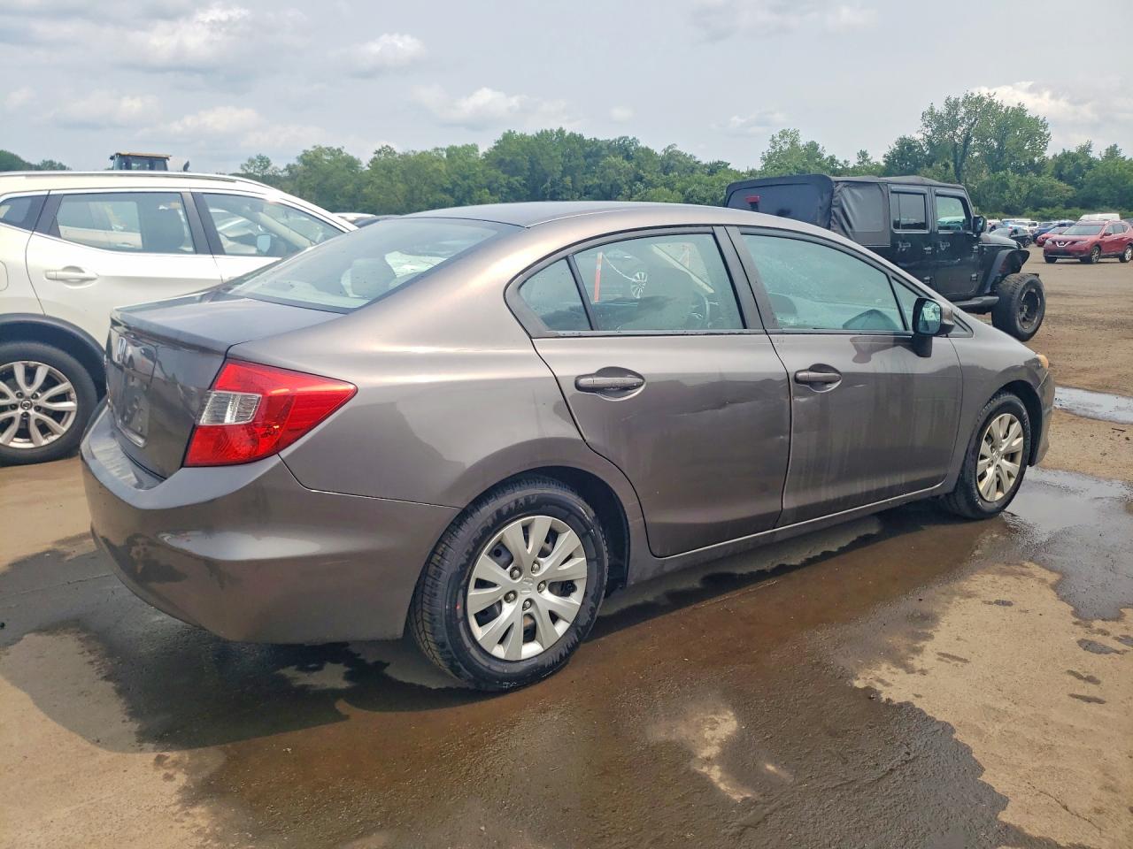 2012 Honda Civic Lx Коричневый vin: 19XFB2F55CE334202