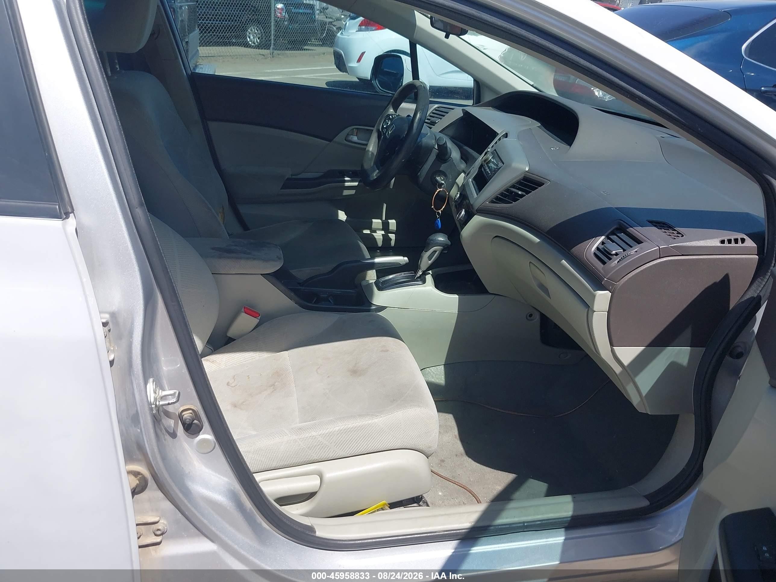 2012 Honda Civic Lx White vin: 19XFB2F55CE345801
