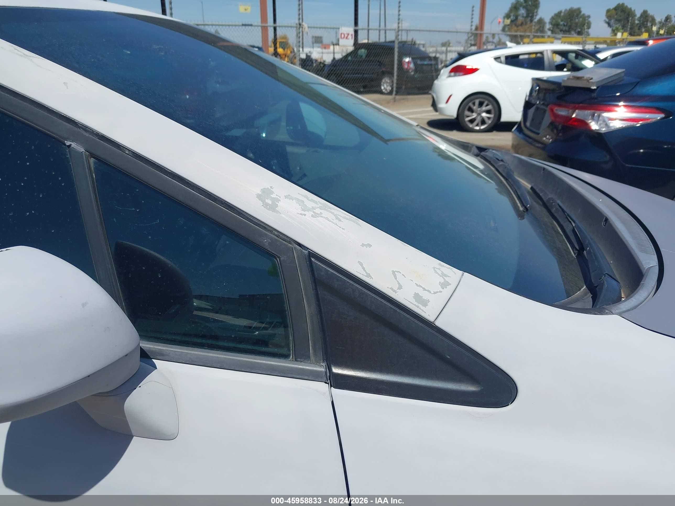2012 Honda Civic Lx White vin: 19XFB2F55CE345801