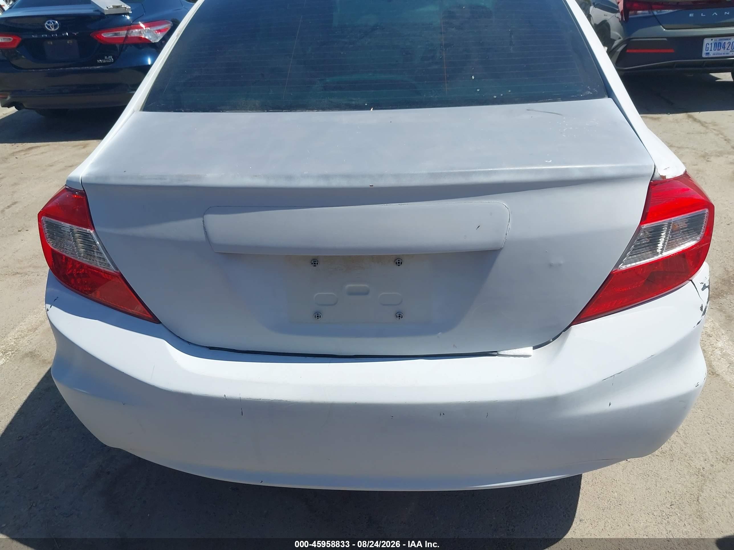 2012 Honda Civic Lx White vin: 19XFB2F55CE345801
