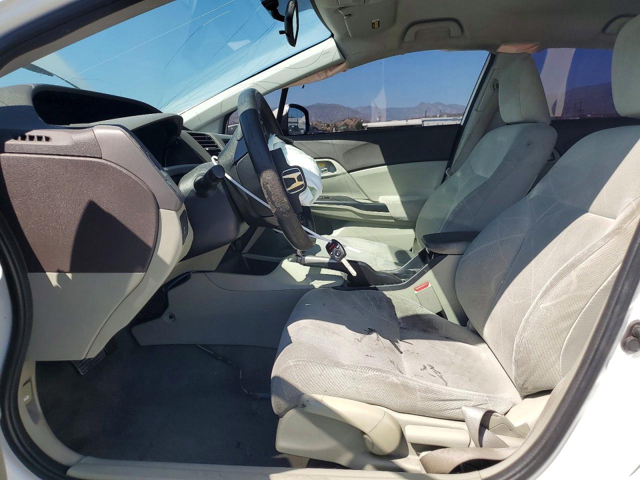 2012 Honda Civic Lx White vin: 19XFB2F55CE348276