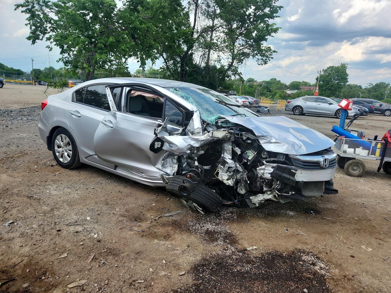 2012 Honda Civic Lx Silver vin: 19XFB2F55CE364820