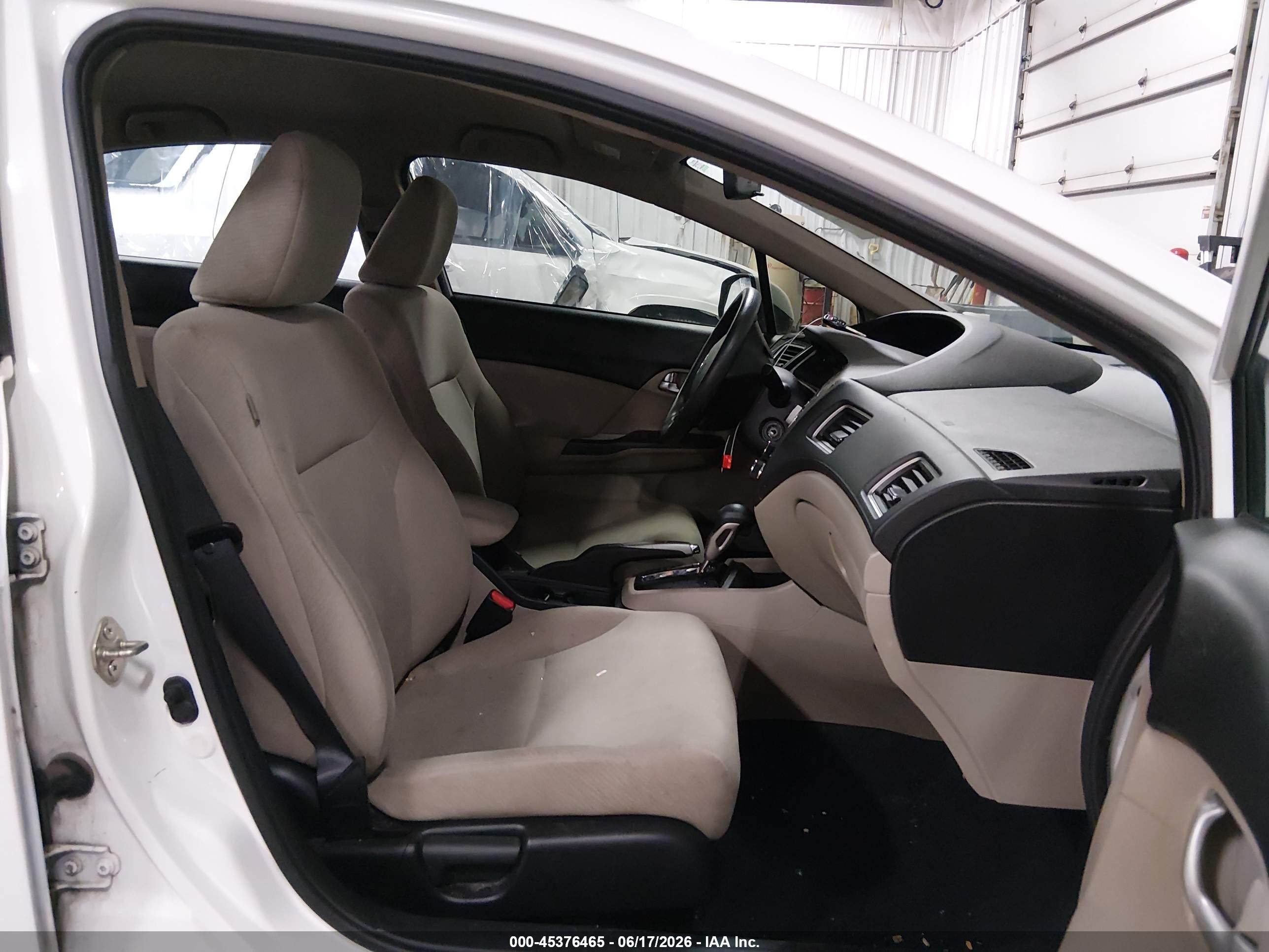 2013 Honda Civic Lx Белый vin: 19XFB2F55DE077270
