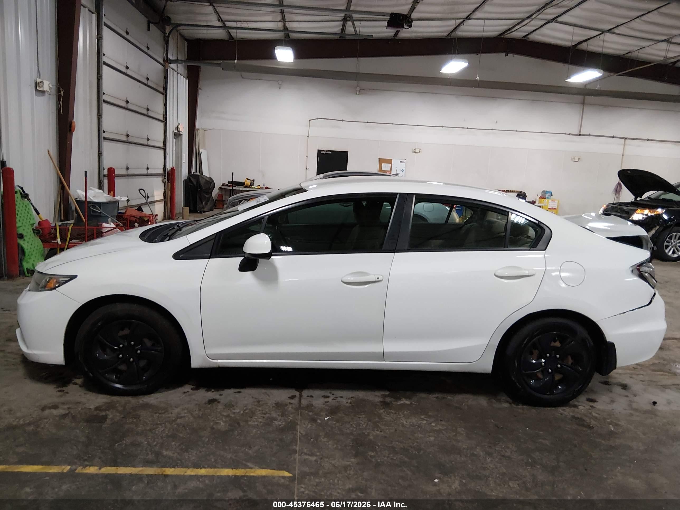 2013 Honda Civic Lx Белый vin: 19XFB2F55DE077270