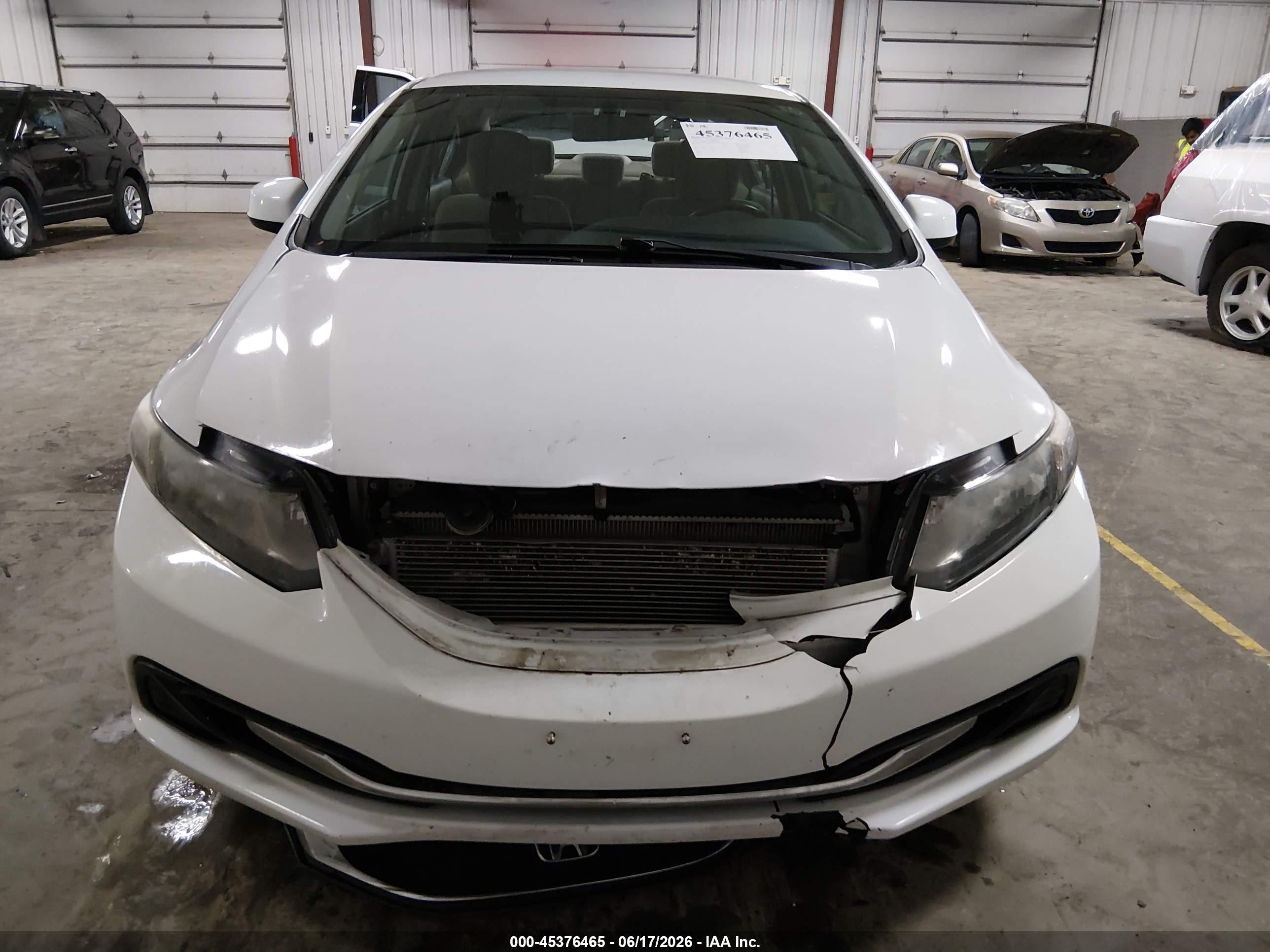 2013 Honda Civic Lx Белый vin: 19XFB2F55DE077270