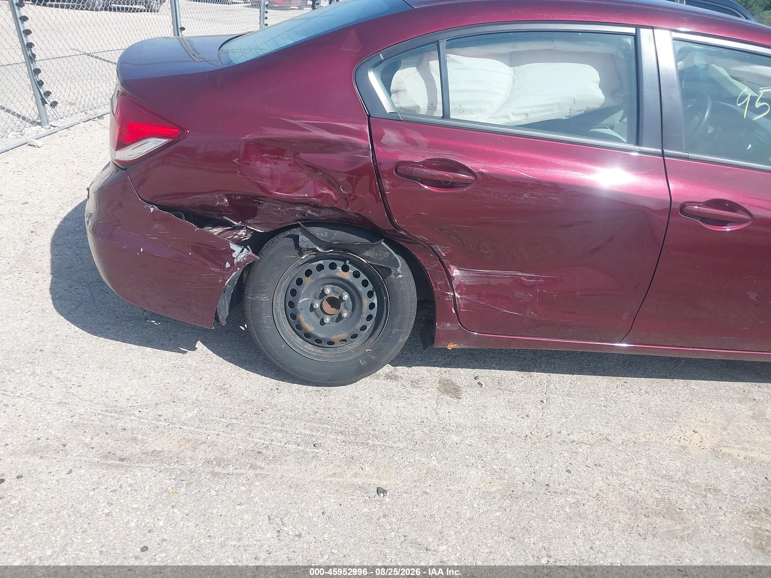 2014 Honda Civic Lx Burgundy vin: 19XFB2F55EE017815