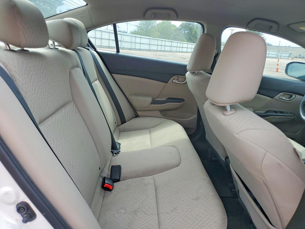2014 Honda Civic Lx Белый vin: 19XFB2F55EE022870