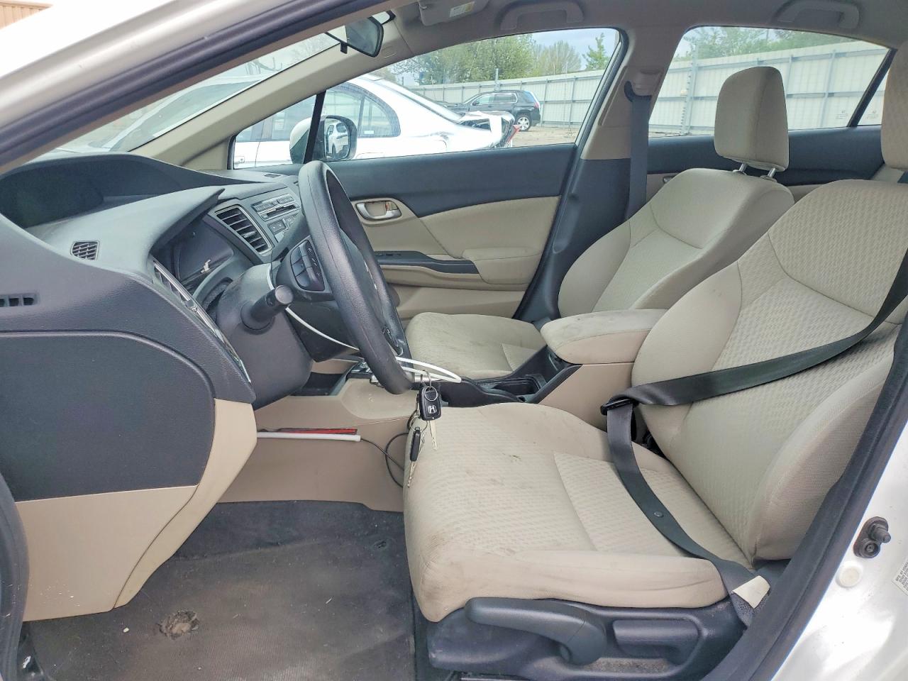 2014 Honda Civic Lx Белый vin: 19XFB2F55EE022870