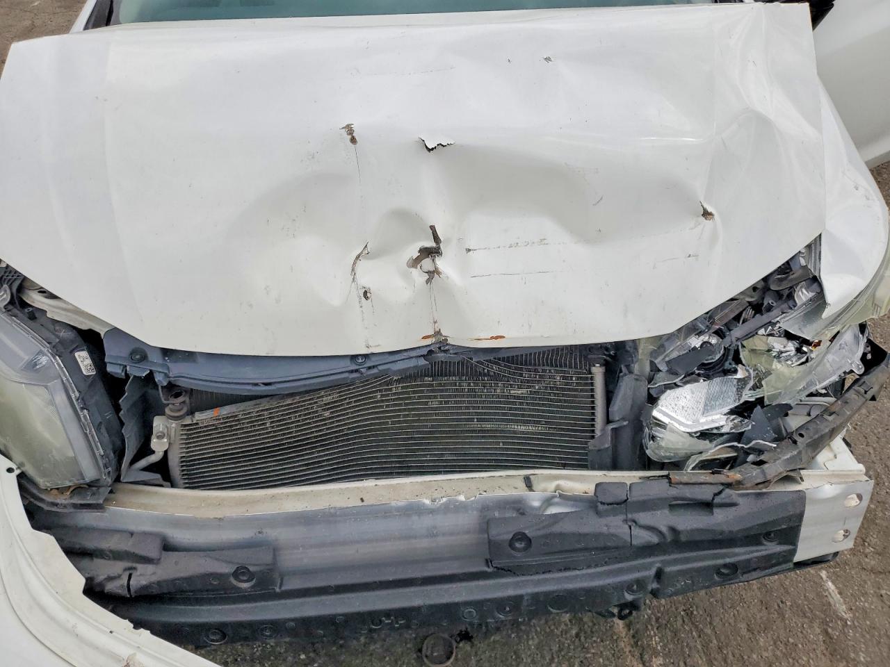 2014 Honda Civic Lx Белый vin: 19XFB2F55EE022870
