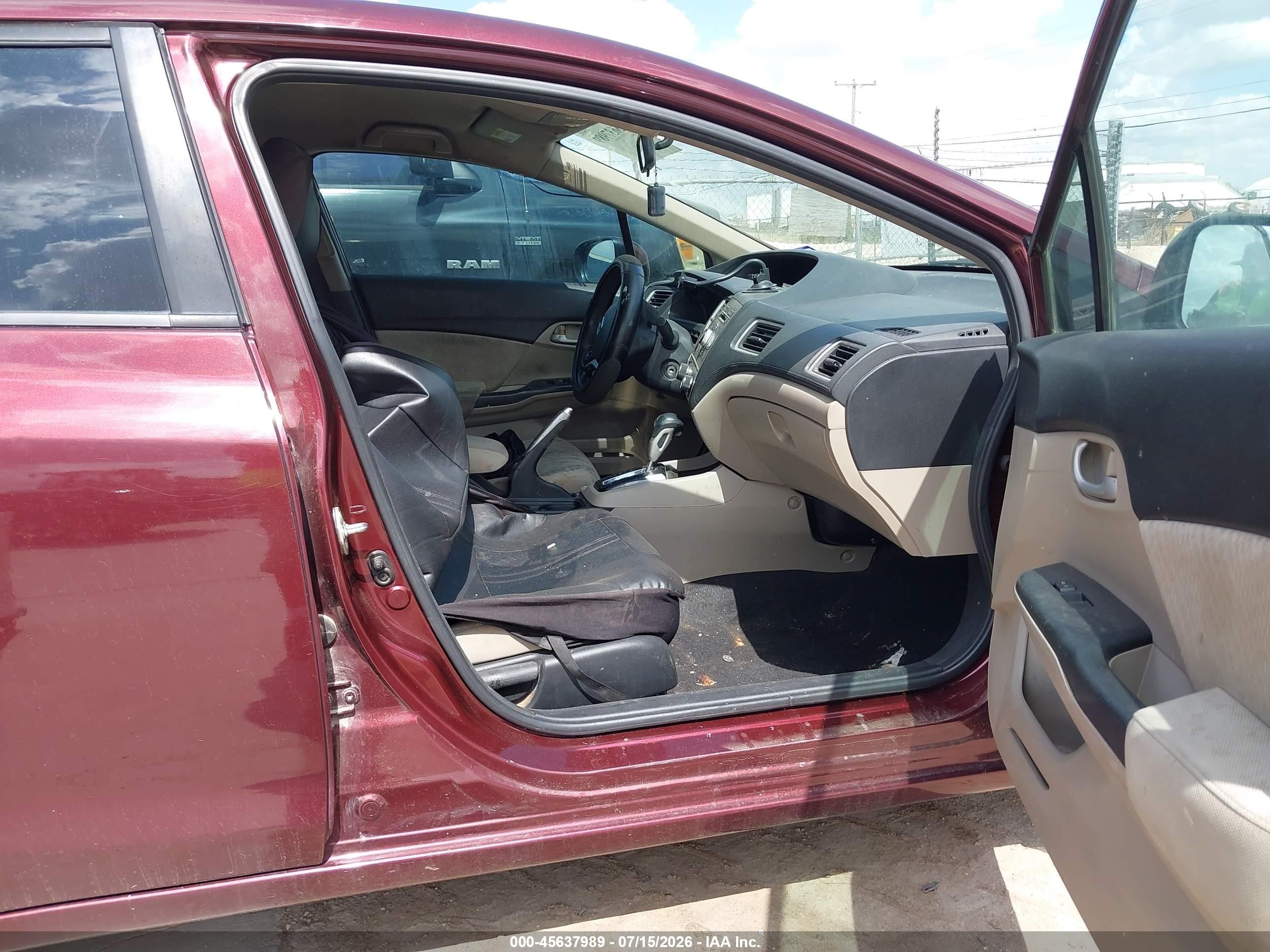 2014 Honda Civic Lx Maroon vin: 19XFB2F55EE038051