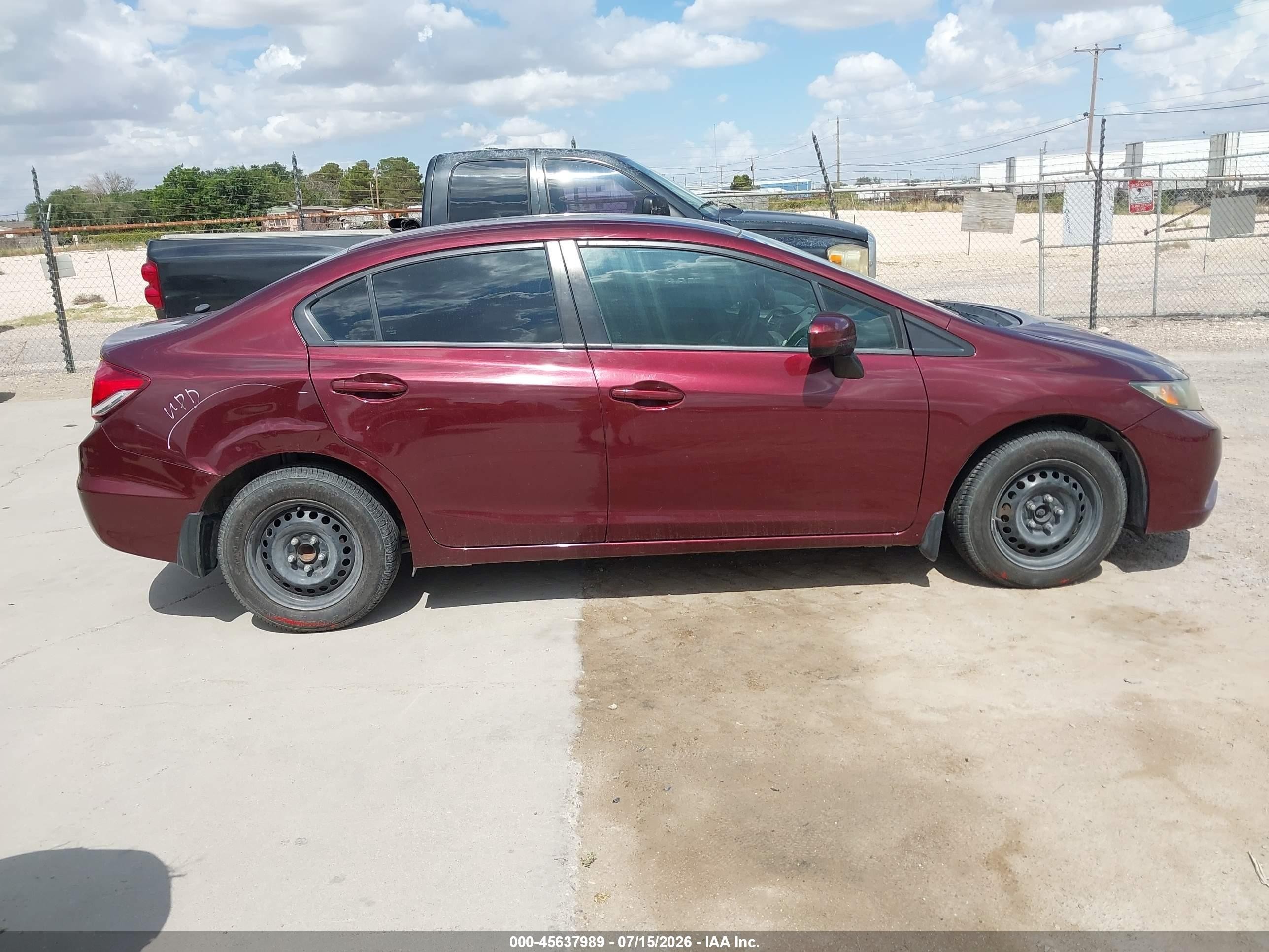 2014 Honda Civic Lx Maroon vin: 19XFB2F55EE038051