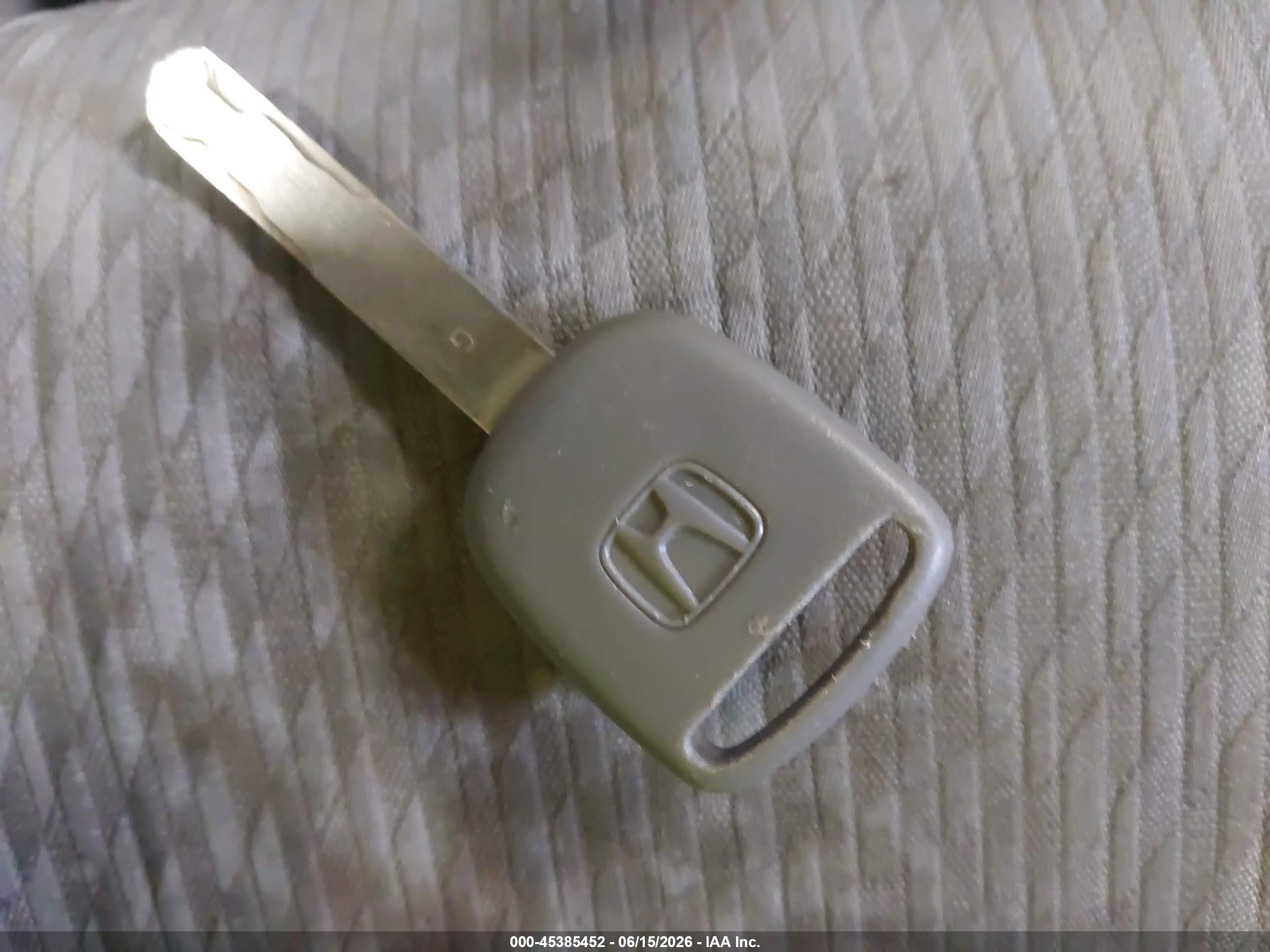 2014 Honda Civic Lx Silver vin: 19XFB2F55EE040107