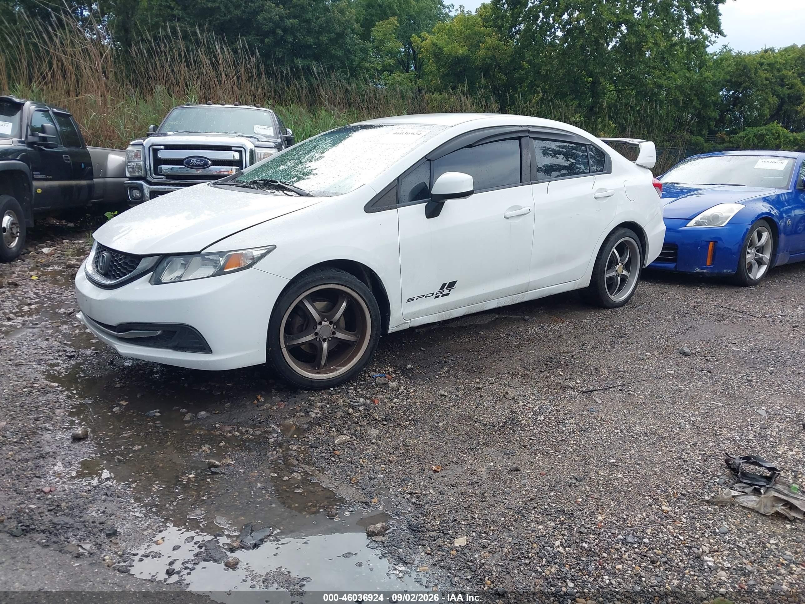 2014 Honda Civic Lx White vin: 19XFB2F55EE219103