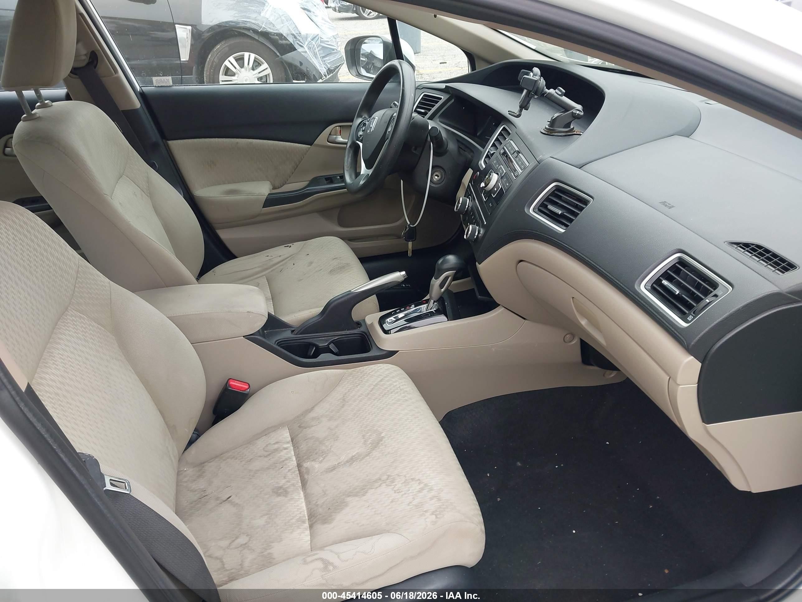 2015 Honda Civic Lx White vin: 19XFB2F55FE063579