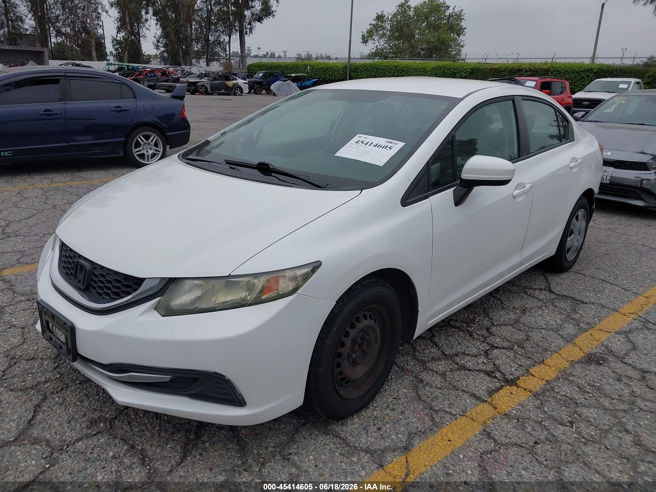 2015 Honda Civic Lx White vin: 19XFB2F55FE063579