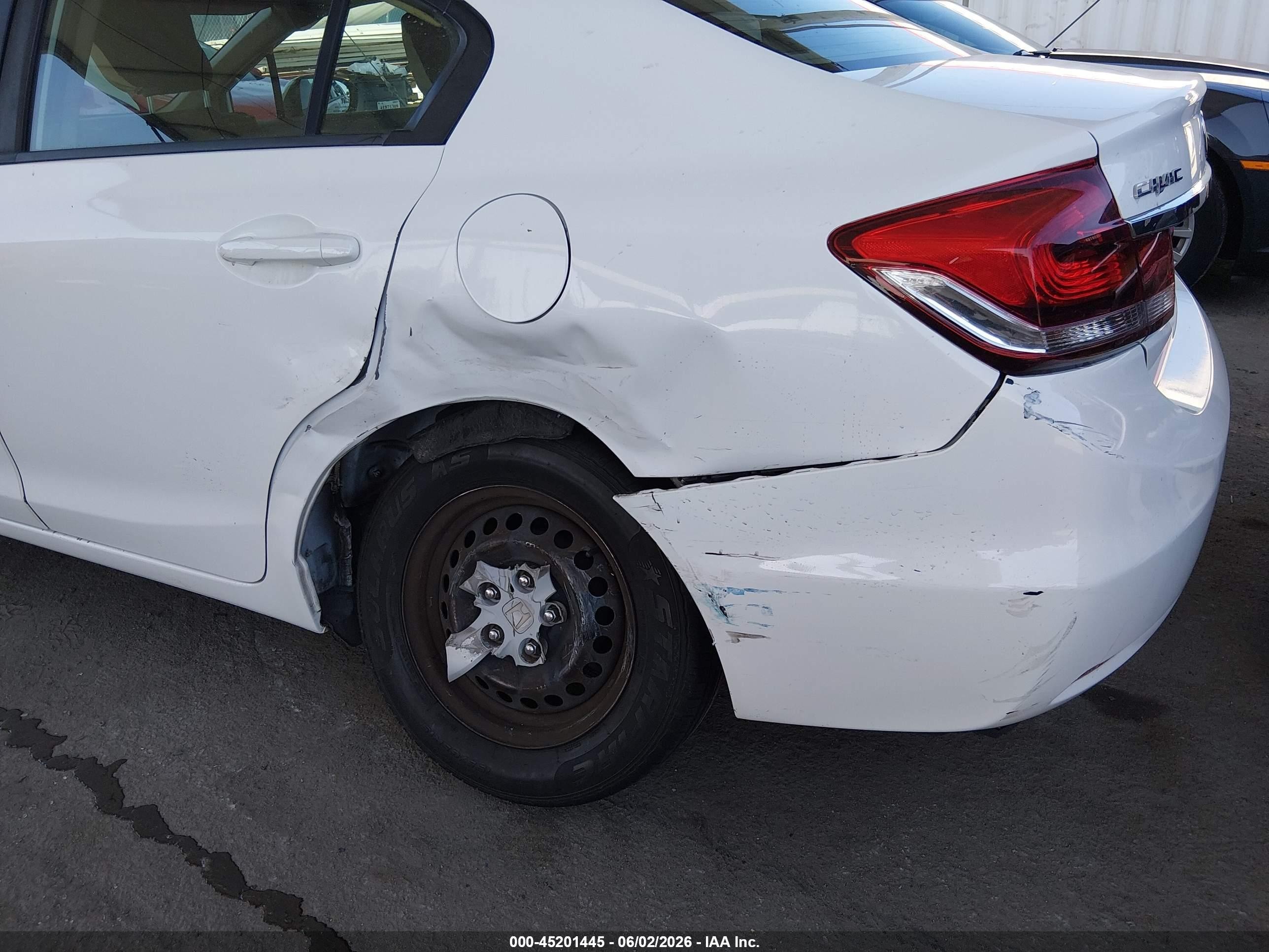 2015 Honda Civic Lx White vin: 19XFB2F55FE205932