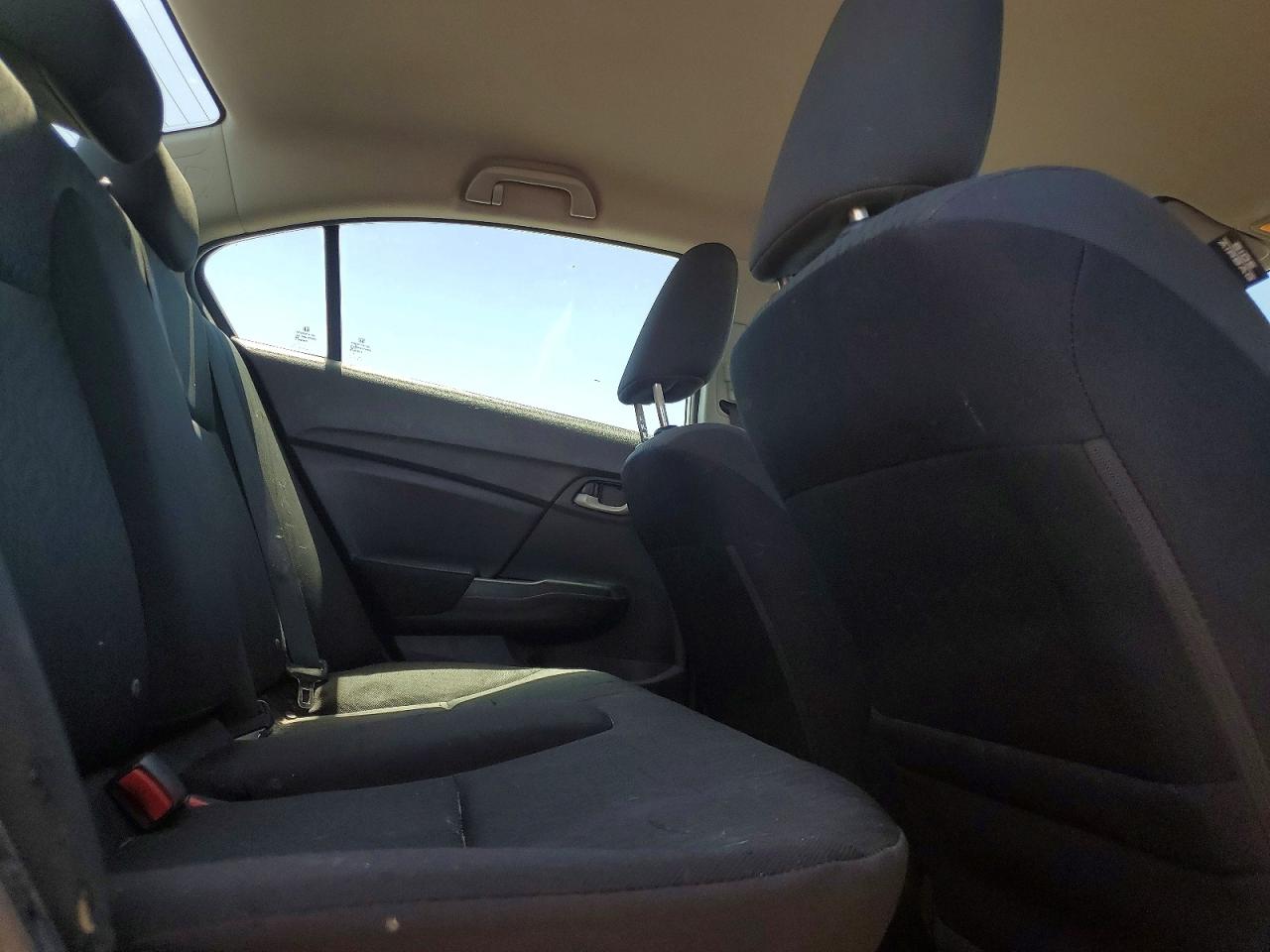 2015 Honda Civic Lx Silver vin: 19XFB2F55FE207115